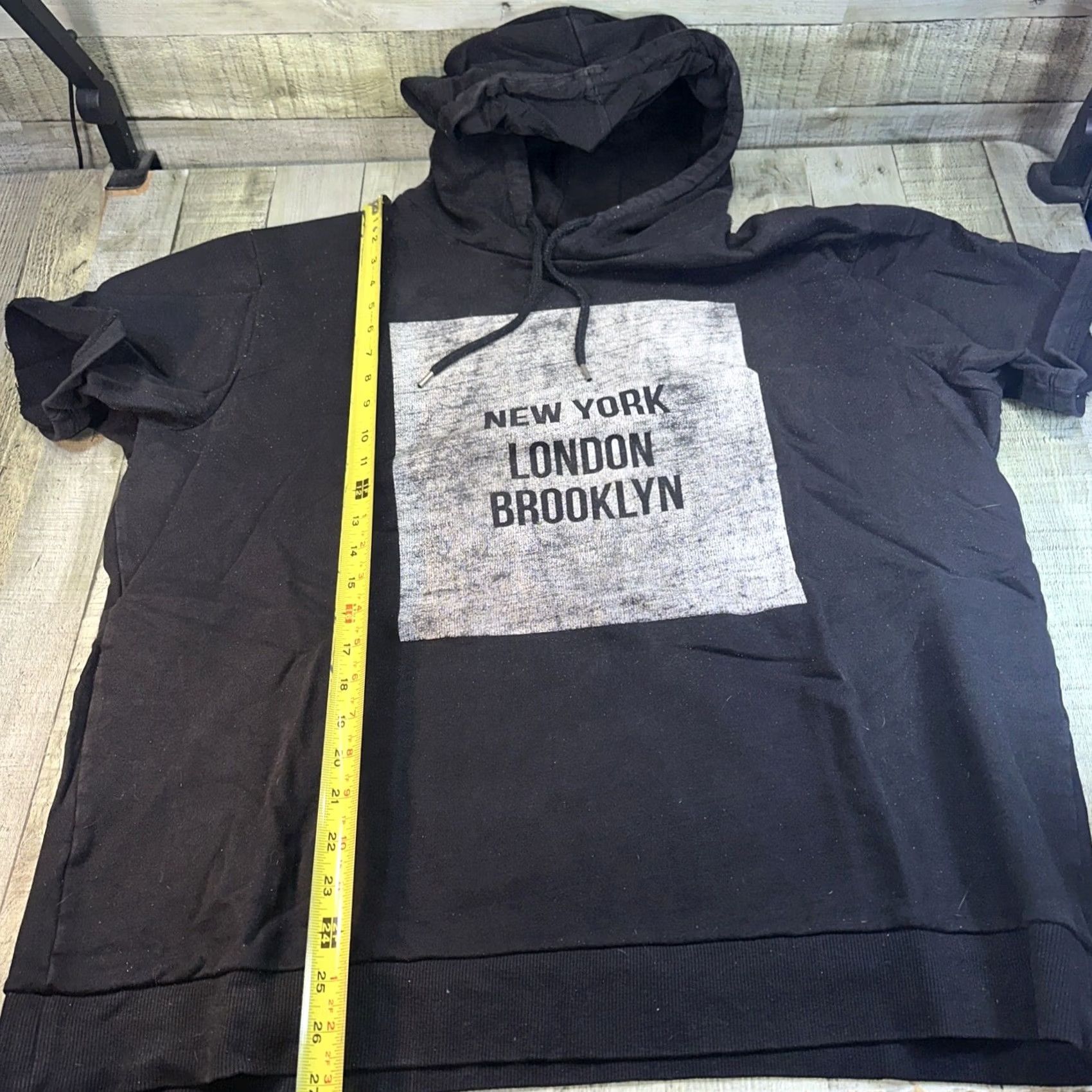 Vintage Cedar Wood State T-Shirt Men XL Black Short Sleeve Brooklyn New York Hoodie Logo Shirt Mens Size US XL / EU 56 / 4 - 3 Thumbnail