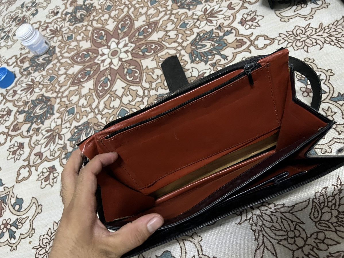 Saint Laurent Paris × Vintage × Yves Saint Laurent VINTAGE YVES SAINT LAUREN SHOULDER BAG Size ONE SIZE - 11 Thumbnail