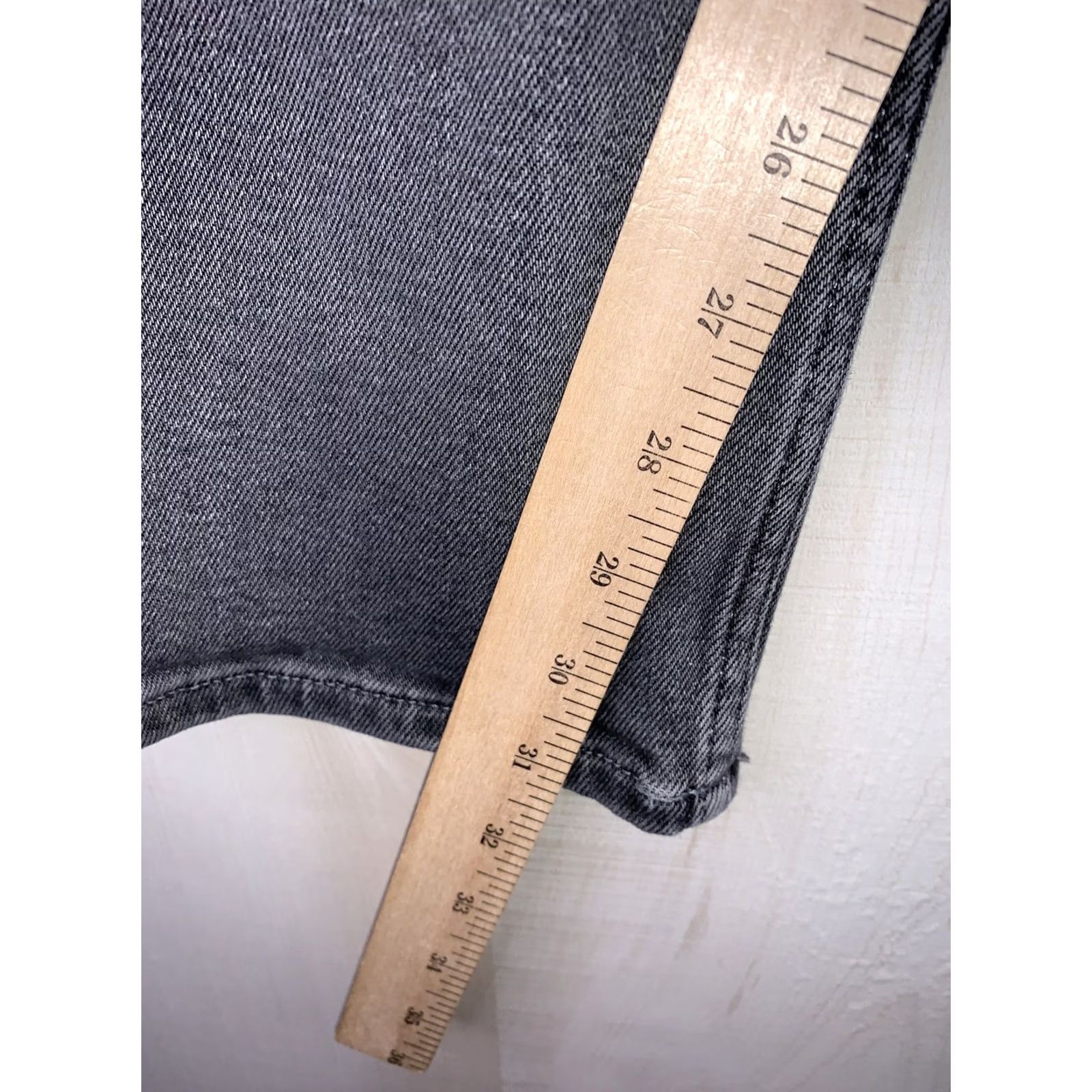 Vintage VINTAGE Grays Banna Republic Mens Legacy Weathered Gray Denim Slim Fit Jeans Sz 35x32 Mens Jeans Slim Fit Gray Denim Cotton - 6032 (As Is) Size US 35 - 5 Thumbnail