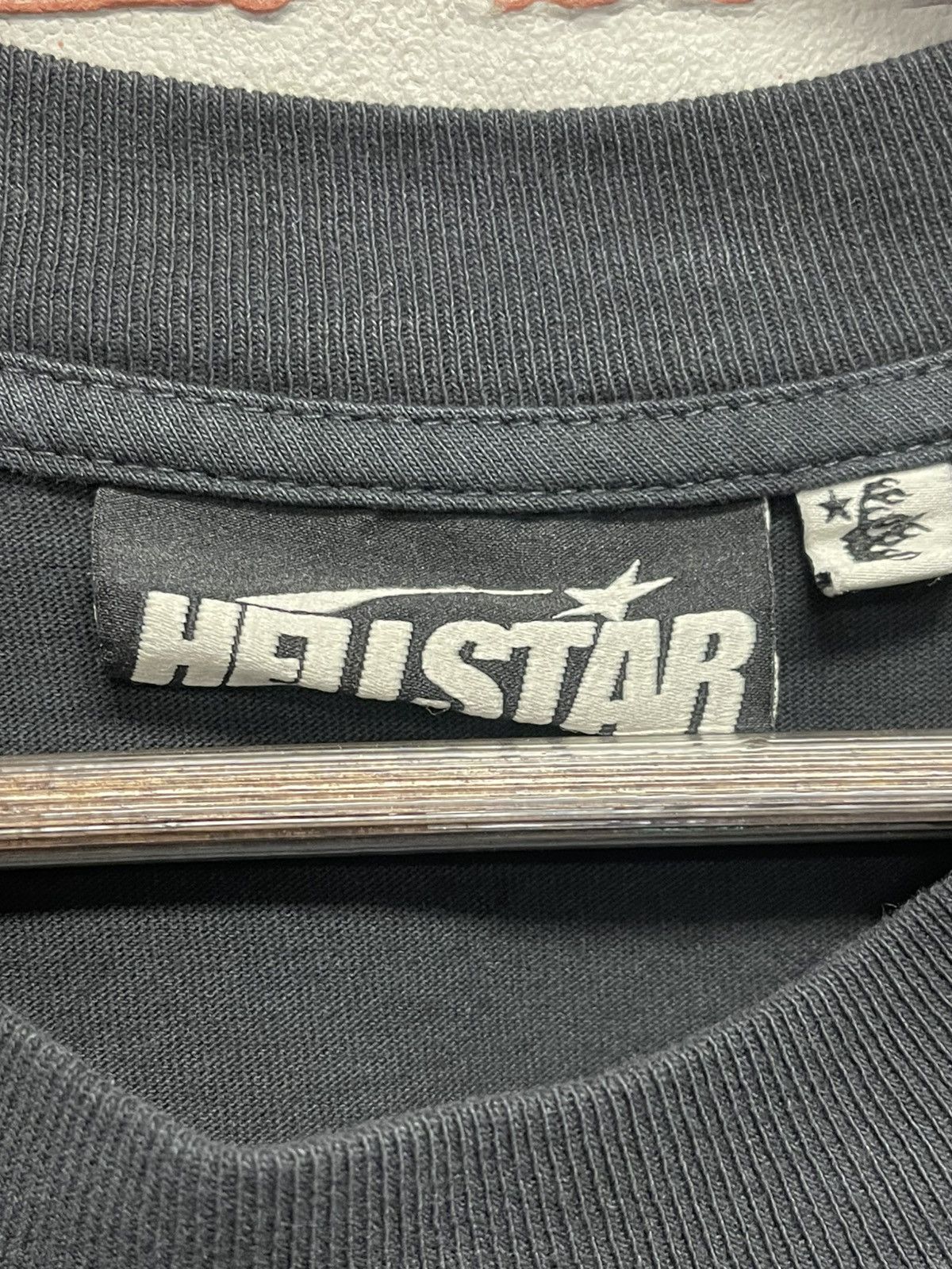 HELLSTAR Size L - Hellstar Glitter/Gel Print Tee Black Brand New Size US L / EU 52-54 / 3 - 5 Thumbnail