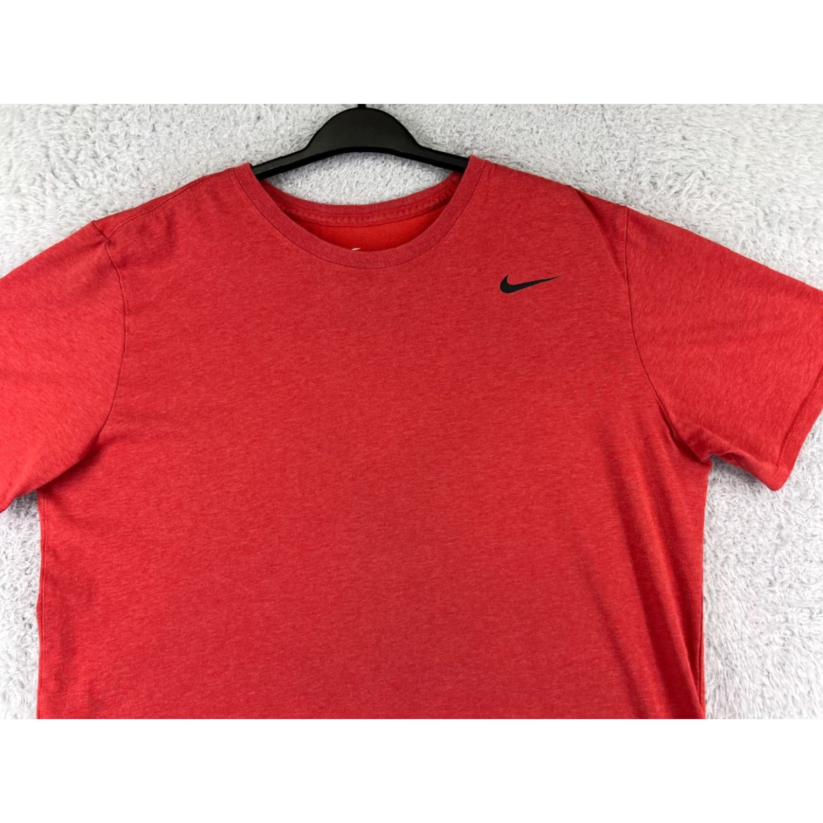 Nike Nike Shirt Mens XL Red Swoosh Short Sleeve Crew Neck Cotton Blend Gym Size US XL / EU 56 / 4 - 5 Thumbnail
