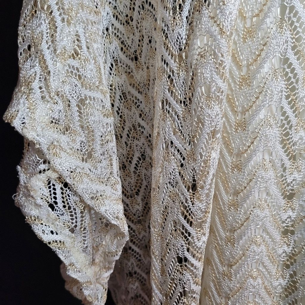 Other Dressbarn , NWOT, Size 2x, sparkly layers, golden blouse Size XL / US 12-14 / IT 48-50 - 3 Thumbnail