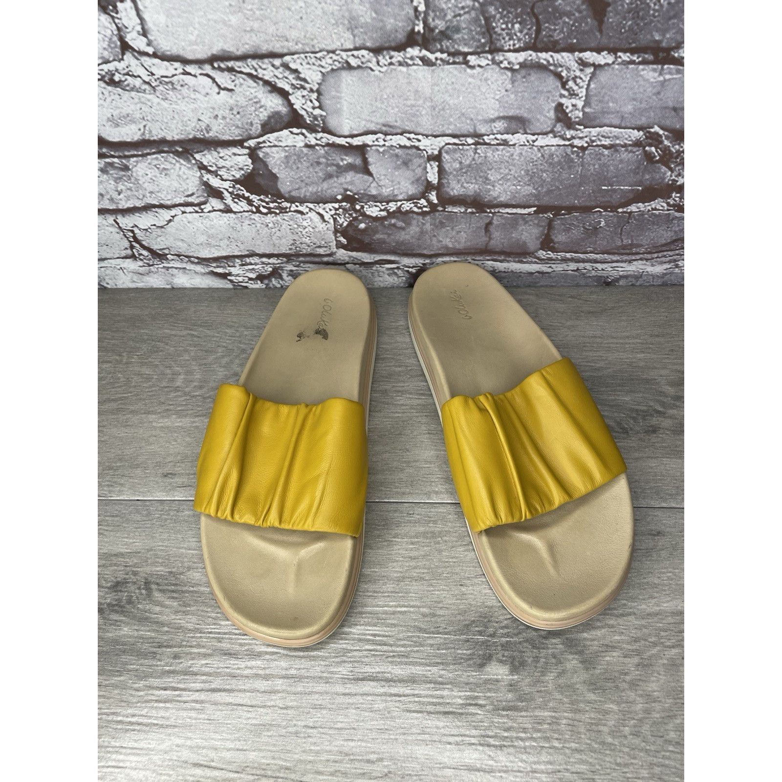 Olukai Olukai Pihapiha Gold Leather Beach Slides Casual Sandals Wom Size US 10 / IT 40 - 17 Thumbnail