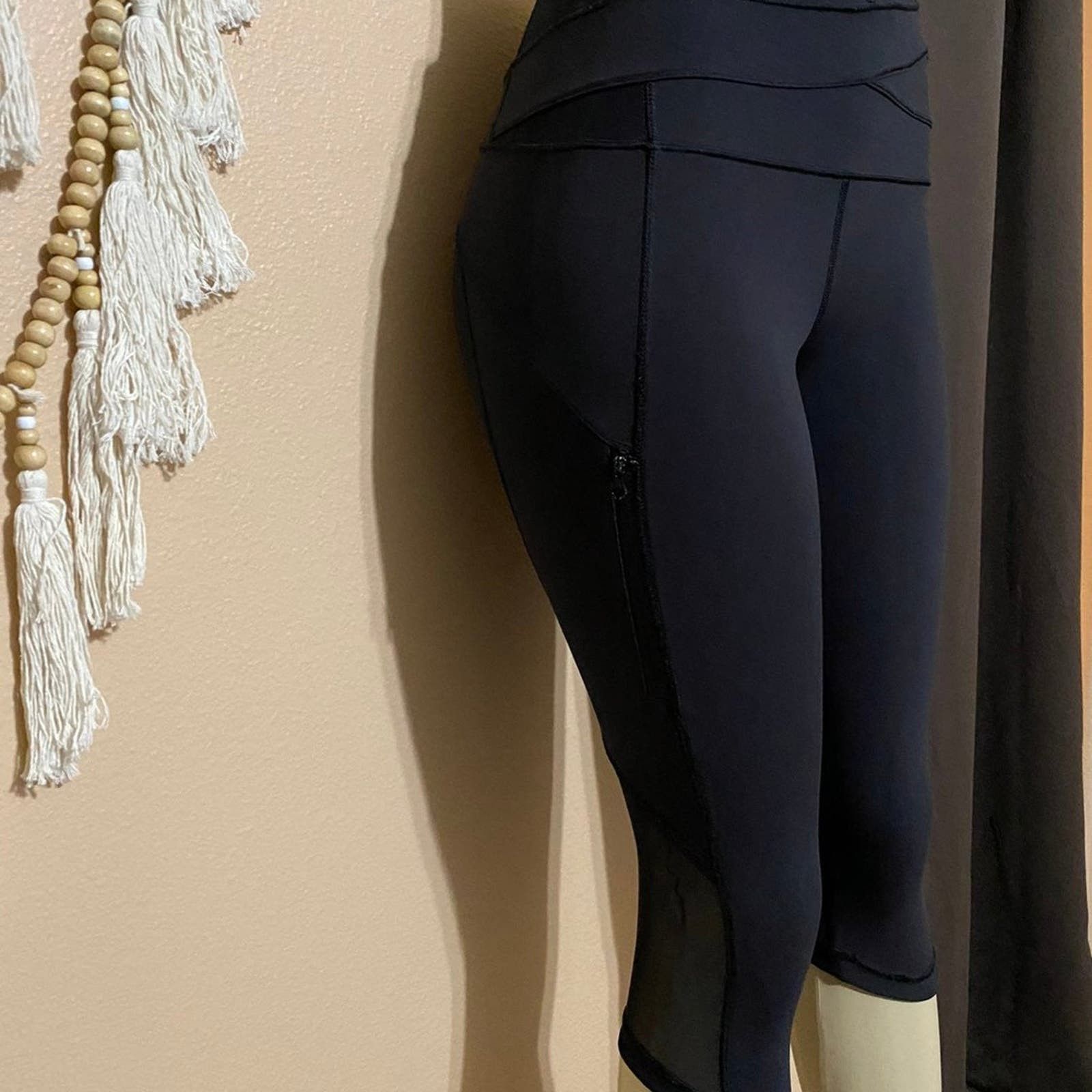 Lululemon lululemon leggings size 4 Size 27" / US 4 / IT 40 - 3 Thumbnail
