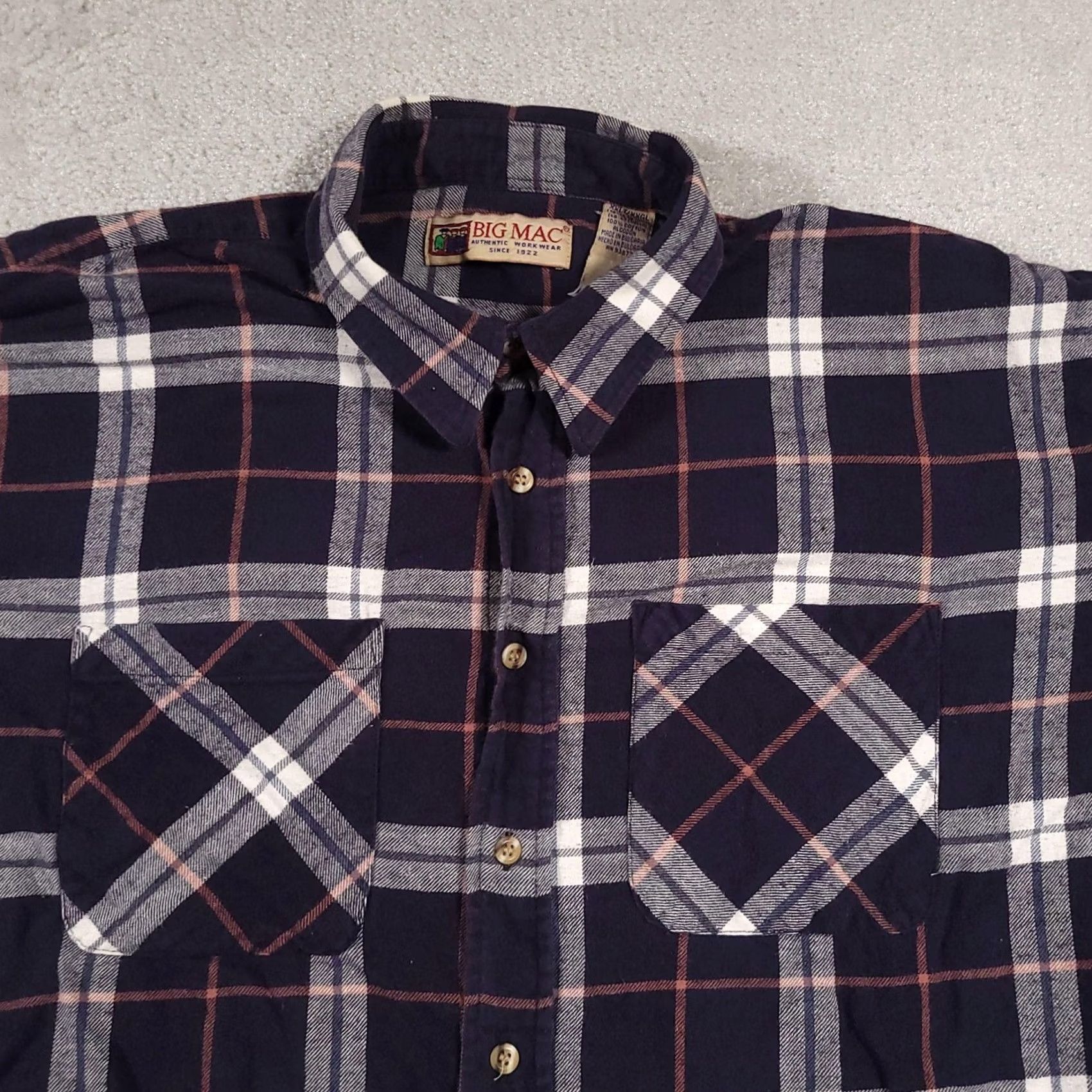Vintage VINTAGE Big Mac Flannel Shirt Mens 2XL Navy Blue Red Gray Plaid Long Sleeve Workwear Size US XXL / EU 58 / 5 - 3 Thumbnail