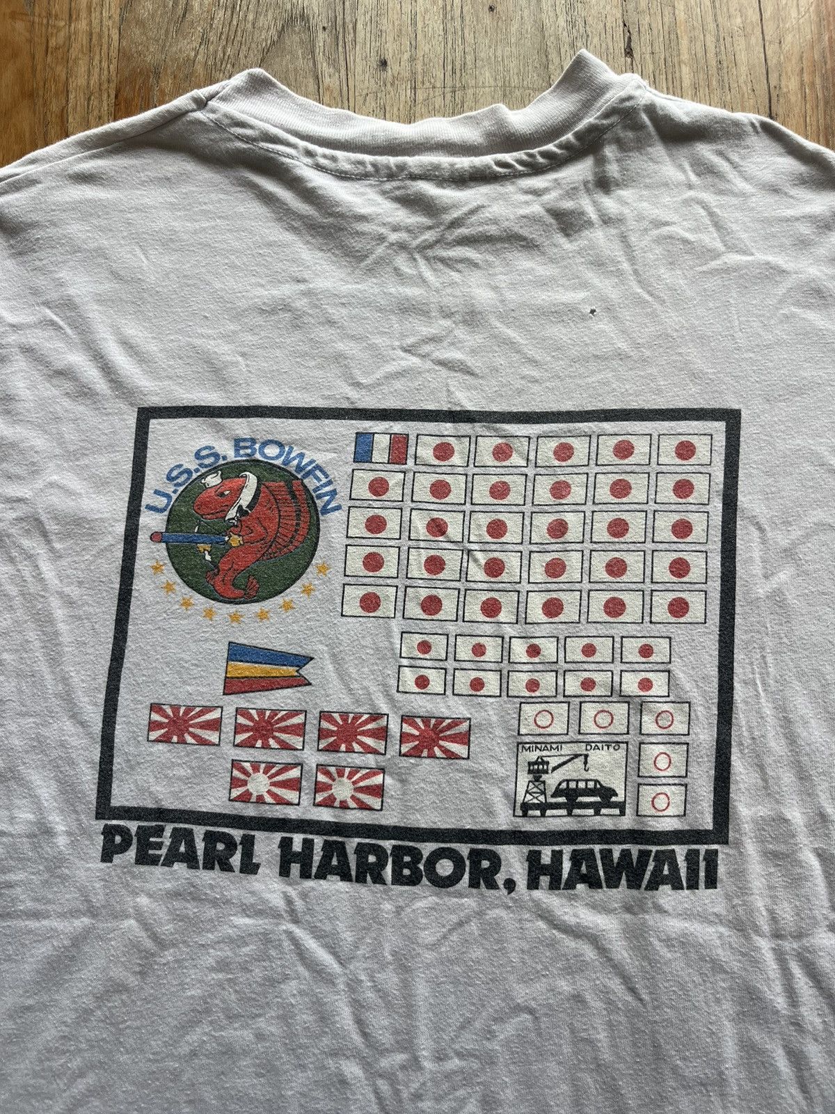 Vintage Vintage U.S.S BOWFIN Pearl Harbor,HAWAII 90’s T-shirt Size US XL / EU 56 / 4 - 8 Thumbnail