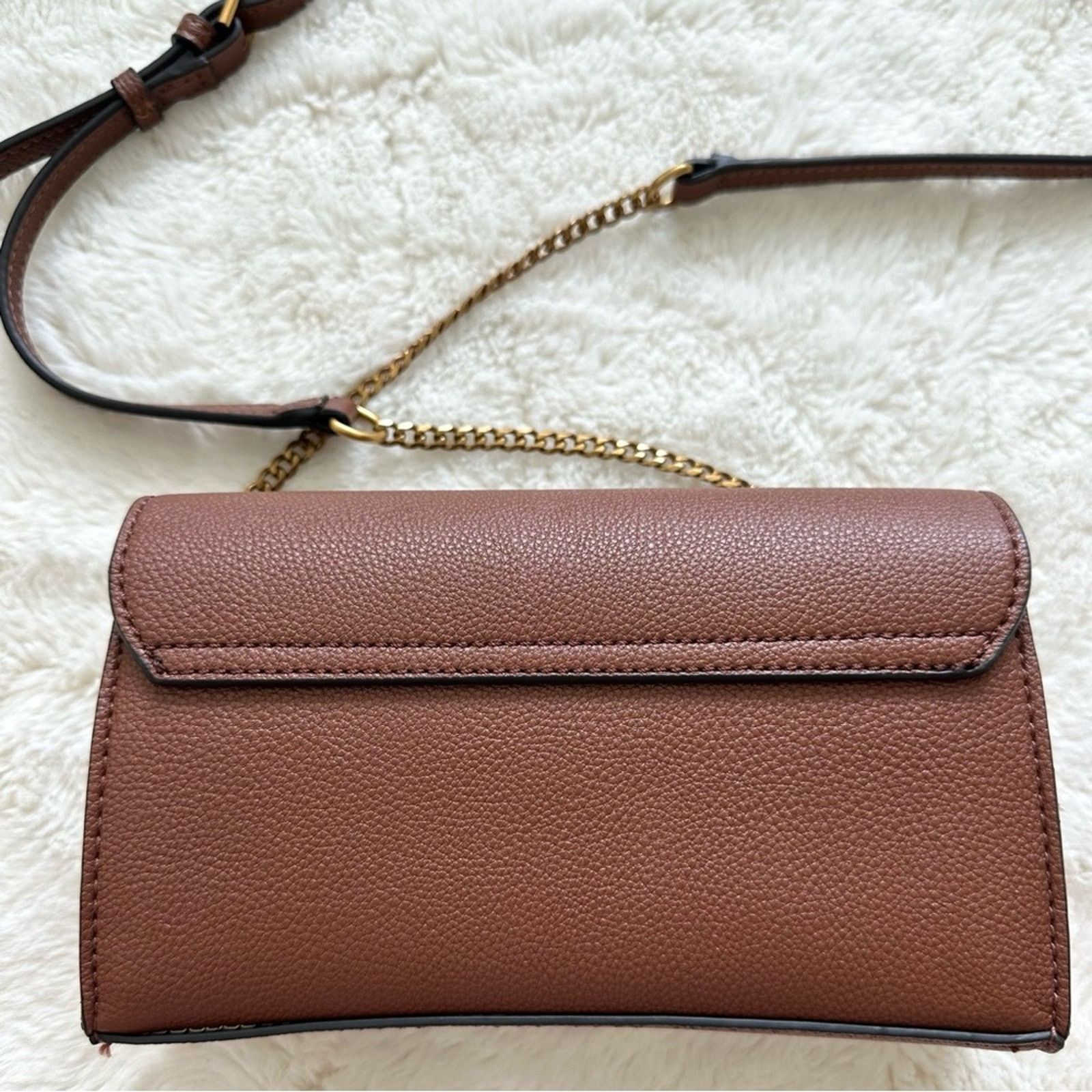 Guess NEW!!! Guess crossbody handbag Fall 2024 Size ONE SIZE - 8 Thumbnail