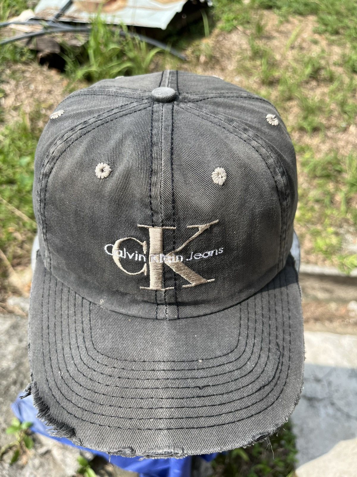 Calvin Klein Vintage Calvin Klein Jeans Cap Size ONE SIZE - 4 Thumbnail