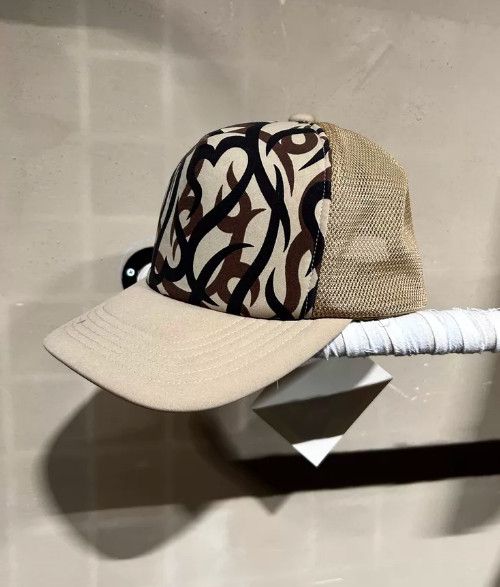 Number (N)ine Number (N)ine 2004AW Magazine Featured Thorn Baseball Cap Size ONE SIZE - 4 Thumbnail