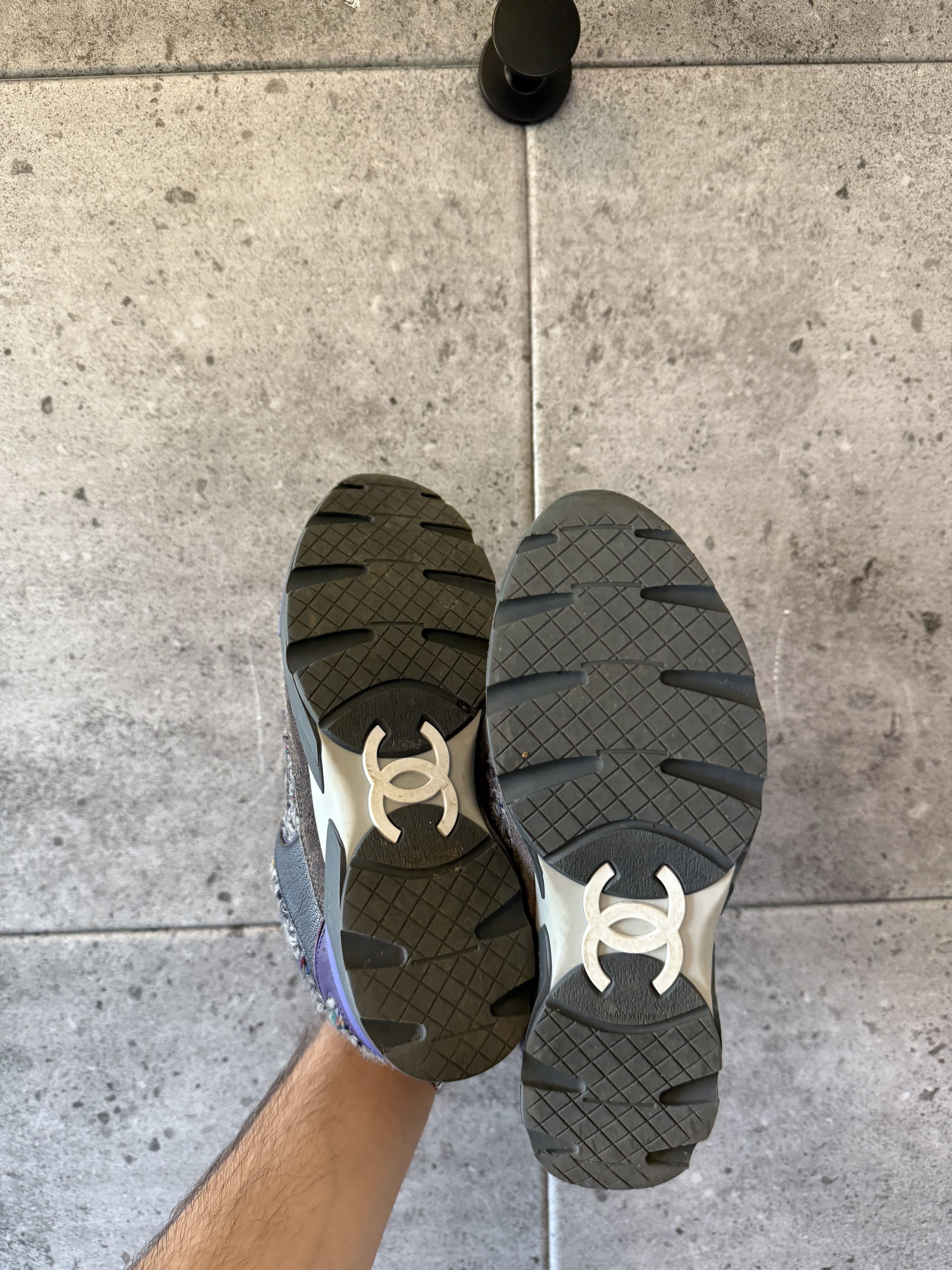 Chanel Chanel tweed double c trainer sneakers Size US 6 / EU 39 - 4 Thumbnail