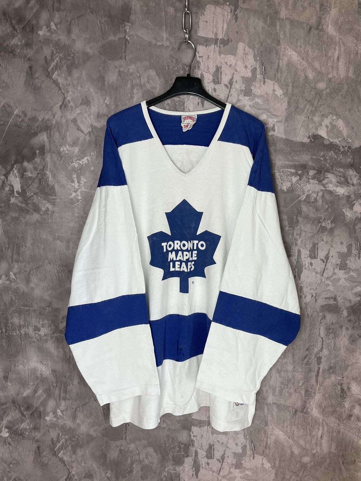 image of 90's Ccm Toronto Maple Leafs Doug Gilmour Nhl Jersey in White Blue, Men's (Size XL)