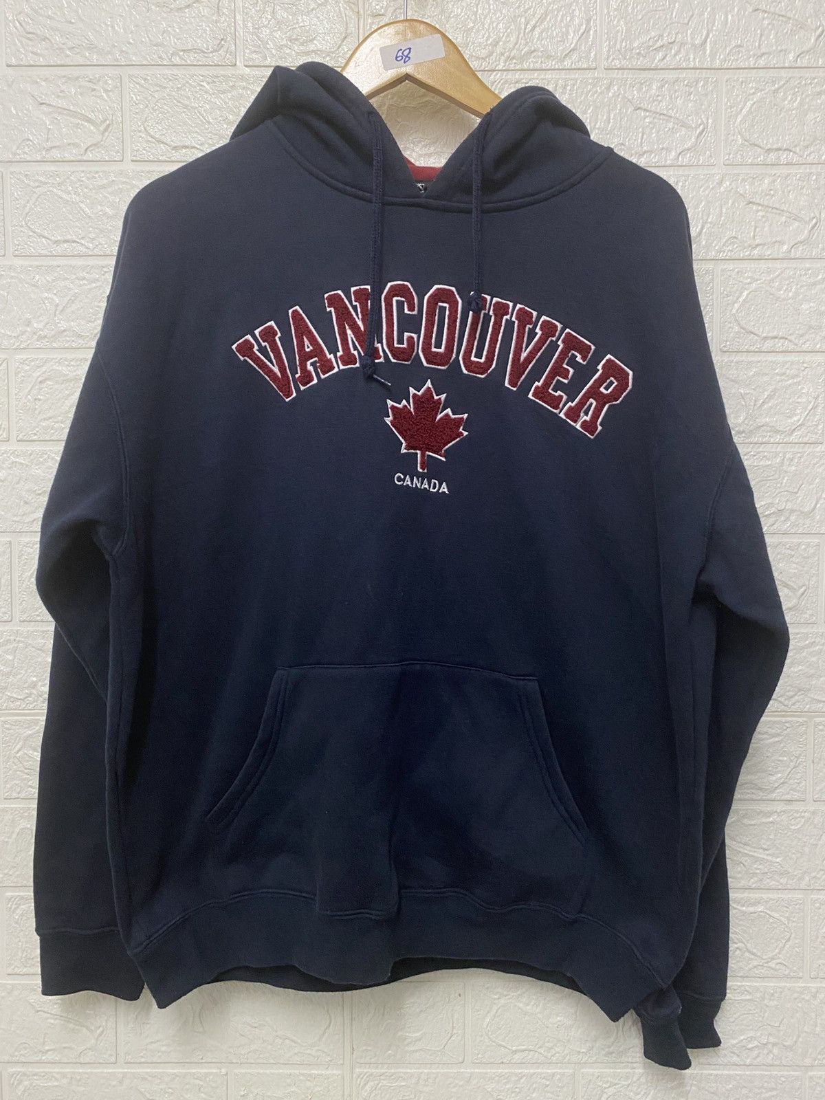 Vintage navy blue Vancouver Canada hooded Size US L / EU 52-54 / 3 - 2 Thumbnail