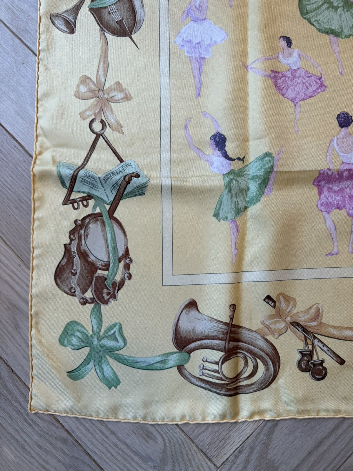 Hermes VINTAGE HERMÈS “LA DANSE” 100% SILK SCARF Size ONE SIZE - 13 Thumbnail