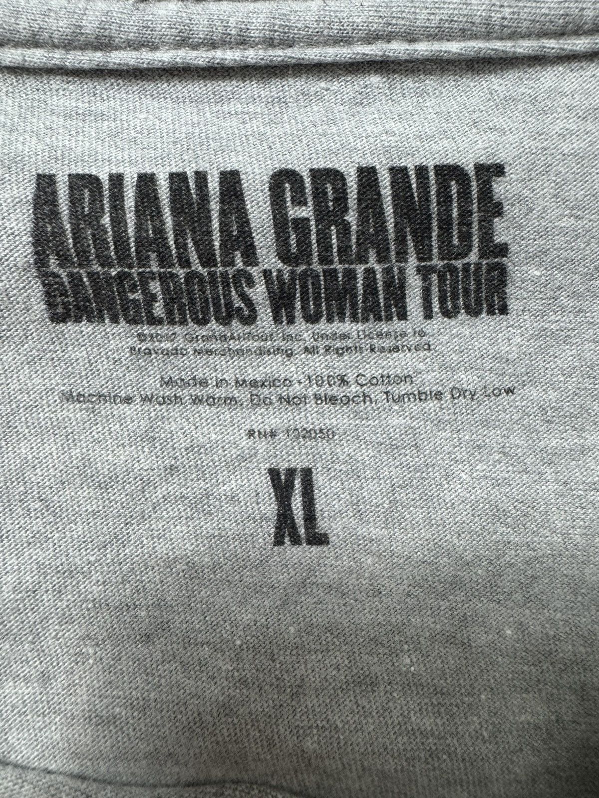 Band Tees Ariana Grande Dangerous Women Tour longsleeve Size US XL / EU 56 / 4 - 5 Thumbnail
