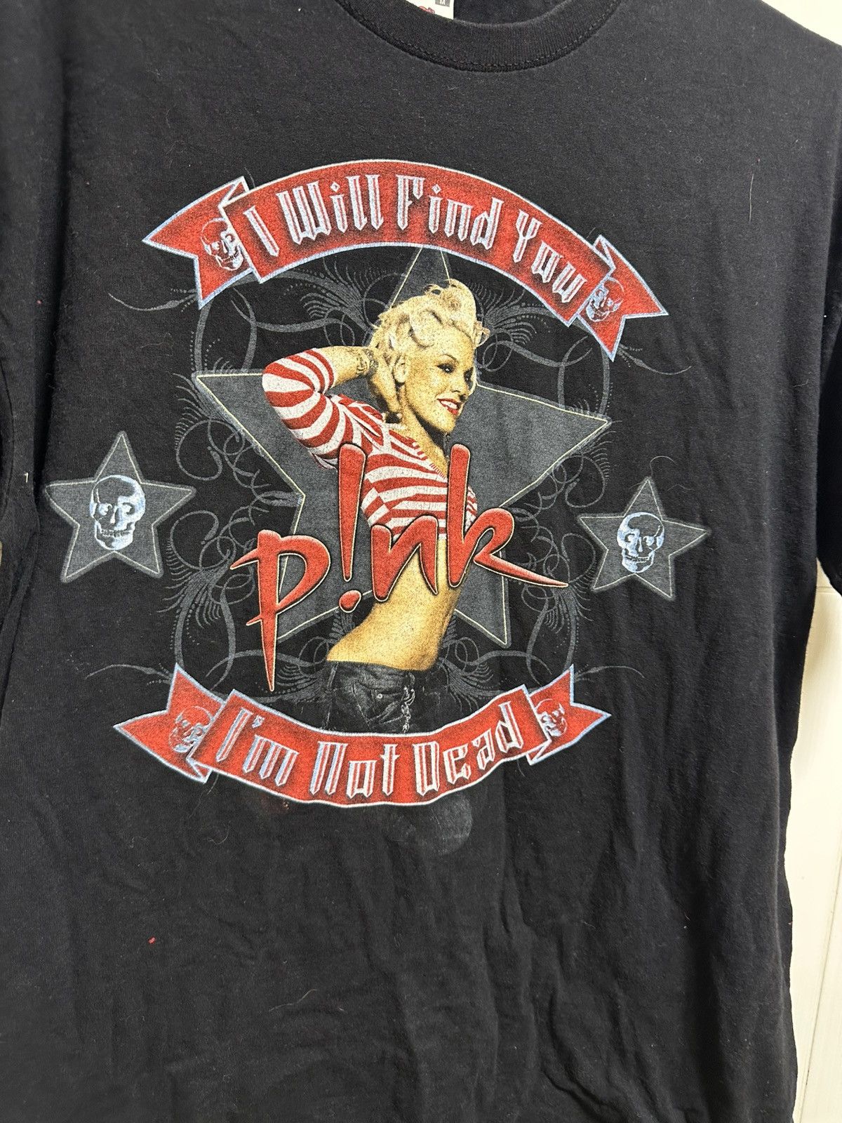 Band Tees × Pink × Vintage Vintage Pink world tour 2006 shirt size M Size US M / EU 48-50 / 2 - 2 Thumbnail