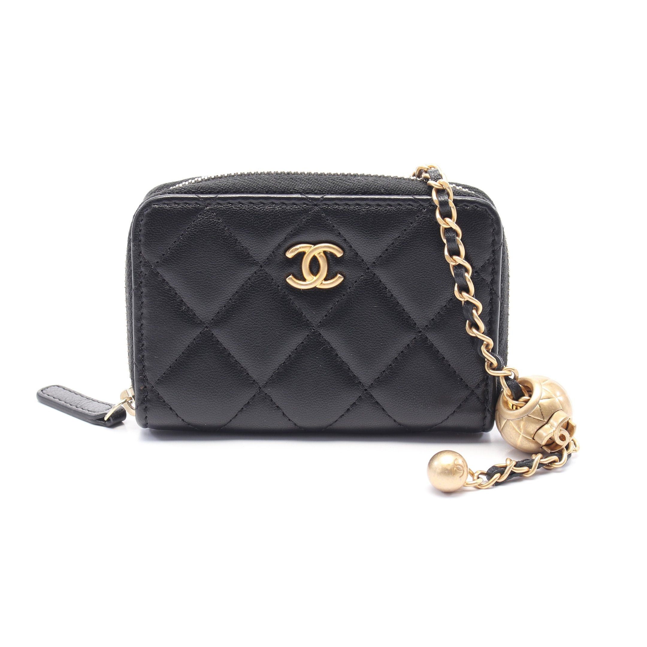 Chanel Chanel Matelasse Mini Chain Wallet Lambskin Black Gold Hardware Size ONE SIZE - 1 Thumbnail