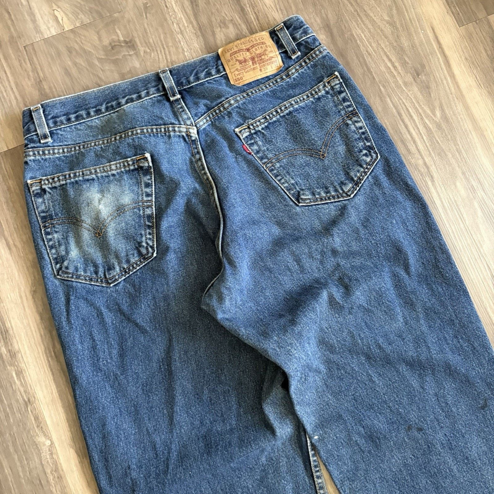 Levi's × Vintage Vintage Levis 550 Jeans 34x31 Dark Wash Red Tab Denim Size US 34 / EU 50 - 8 Thumbnail