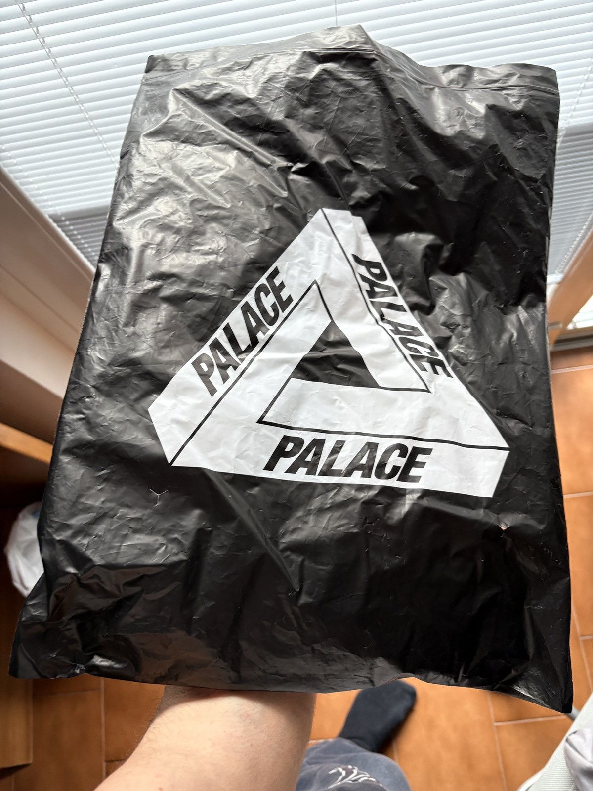 Palace Palace Hoodie Cream Classic Fix 1/4 Size US L / EU 52-54 / 3 - 12 Thumbnail