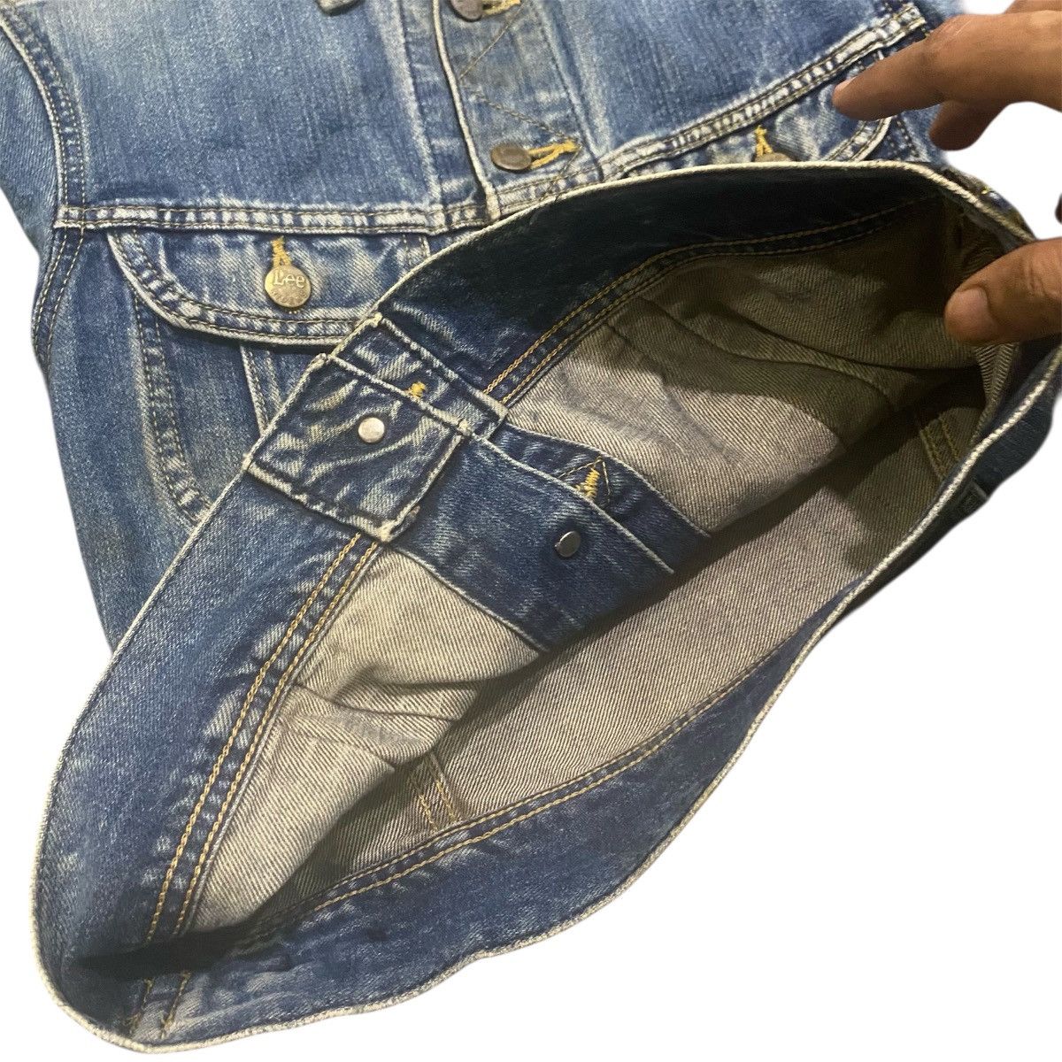 Lee Vintage Lee Denim Trucker Jacket Distressed Faded 70s/80s Size US S / EU 44-46 / 1 - 12 Thumbnail