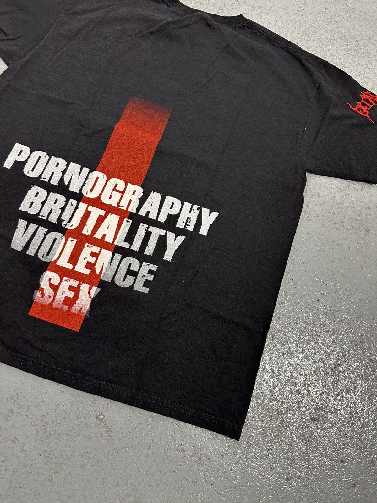 Band Tees Fatality Bloody Hate Porn Brutality Violence Sex Tee Size US XL / EU 56 / 4 - 14 Thumbnail