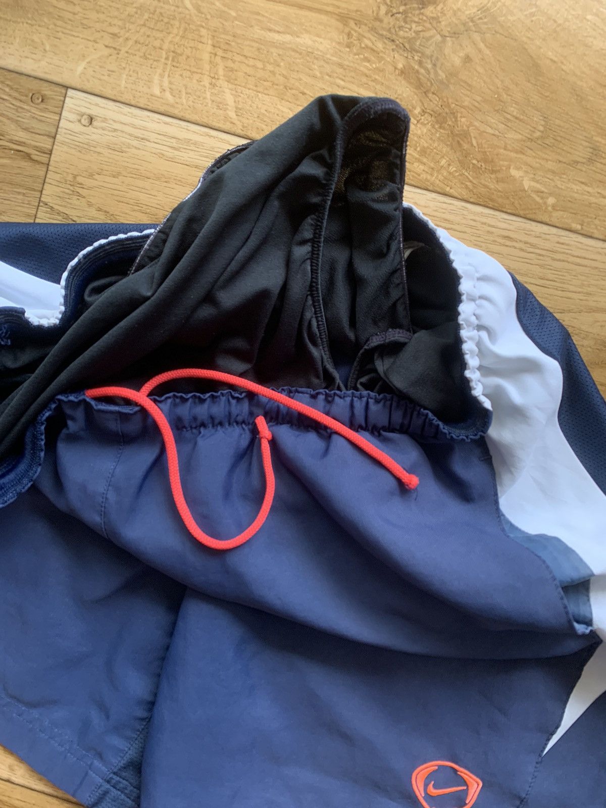 Nike × Vintage Nike Vintage Avant Gard Shorts Size US 32 / EU 48 - 5 Thumbnail