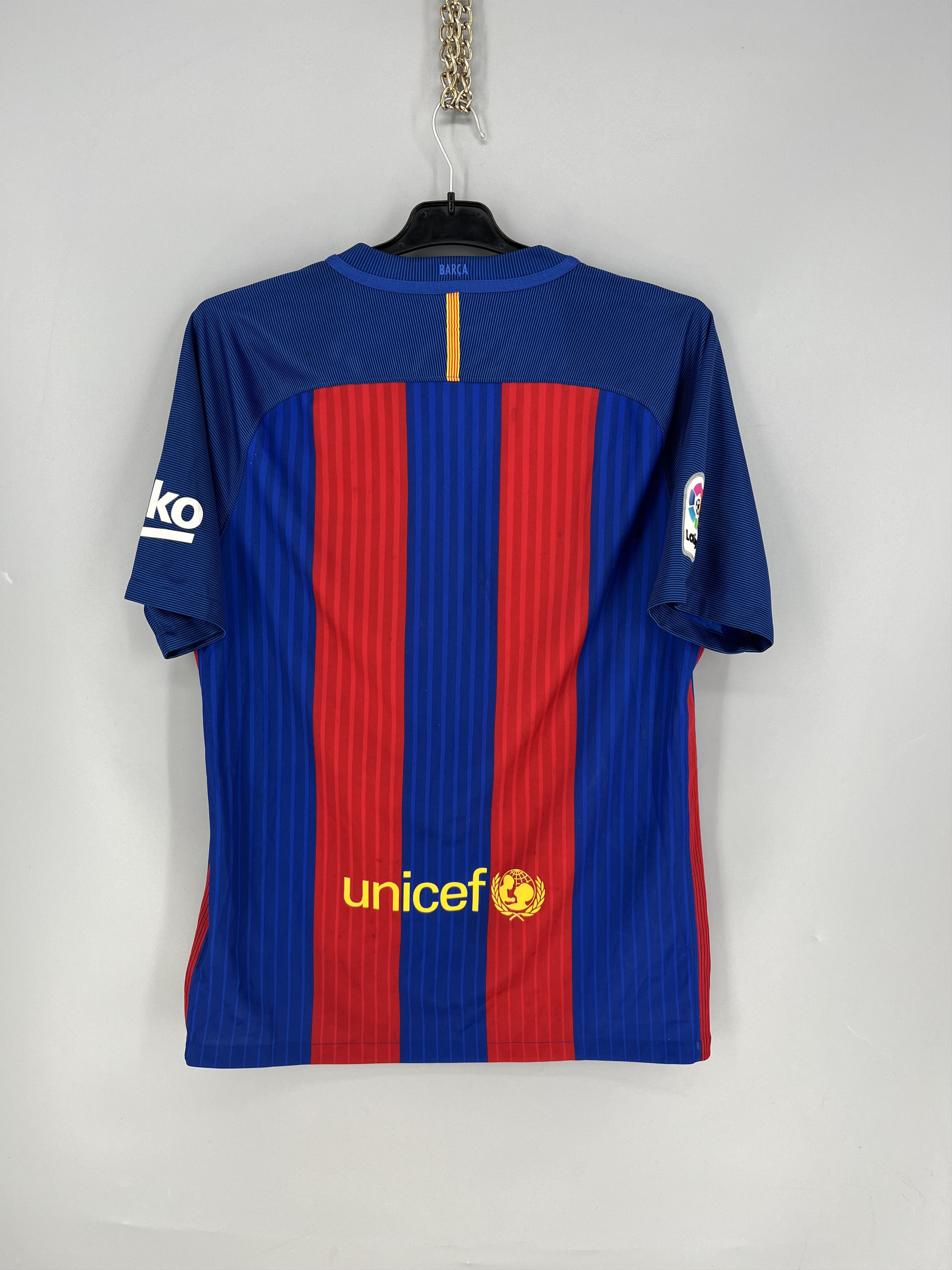 Vintage FC Barcelona Nike 2016 2017 Soccer Jersey Home Football Size US M / EU 48-50 / 2 - 15 Thumbnail