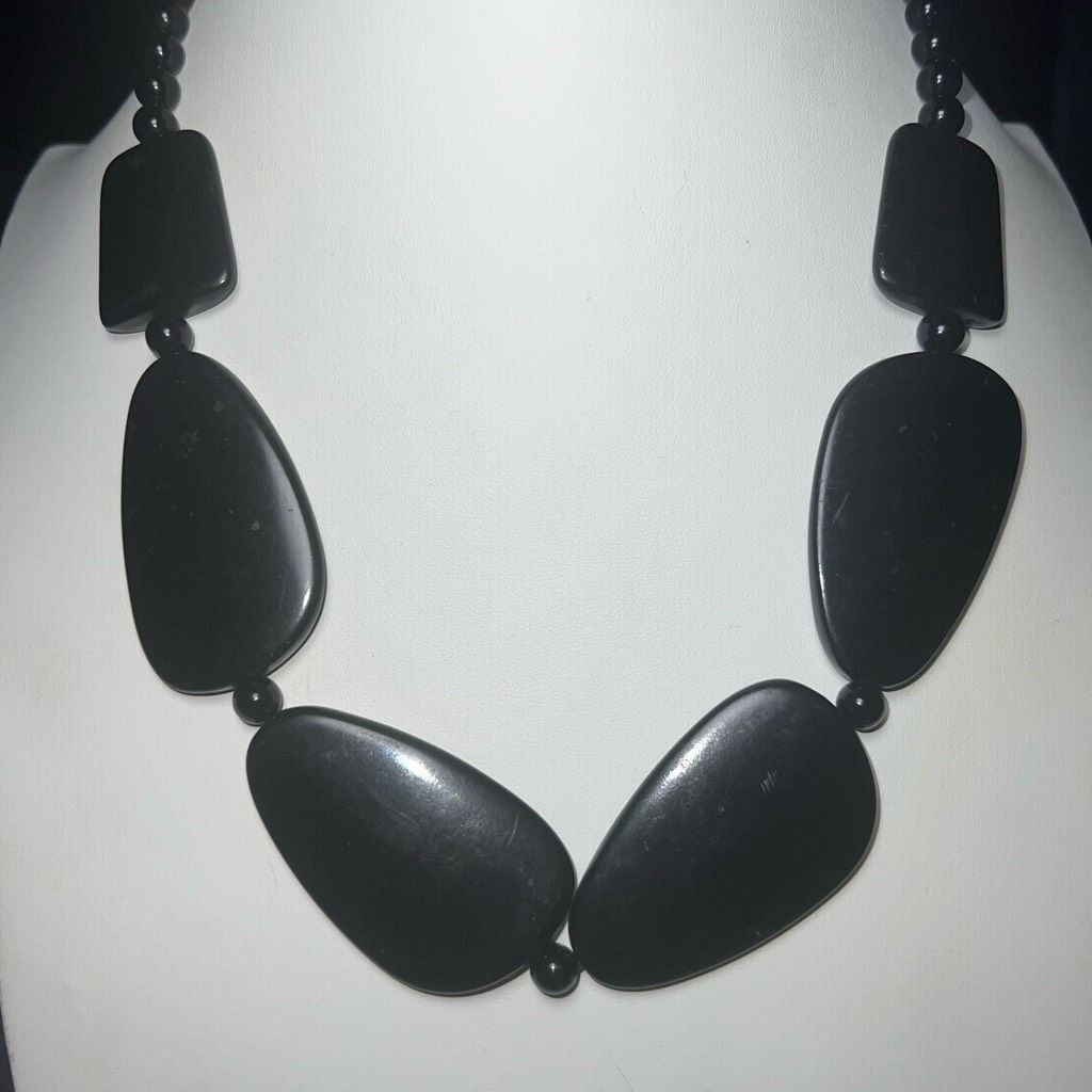 Vintage Vintage Modernist Plastic Bead Necklace Size ONE SIZE - 1 Thumbnail