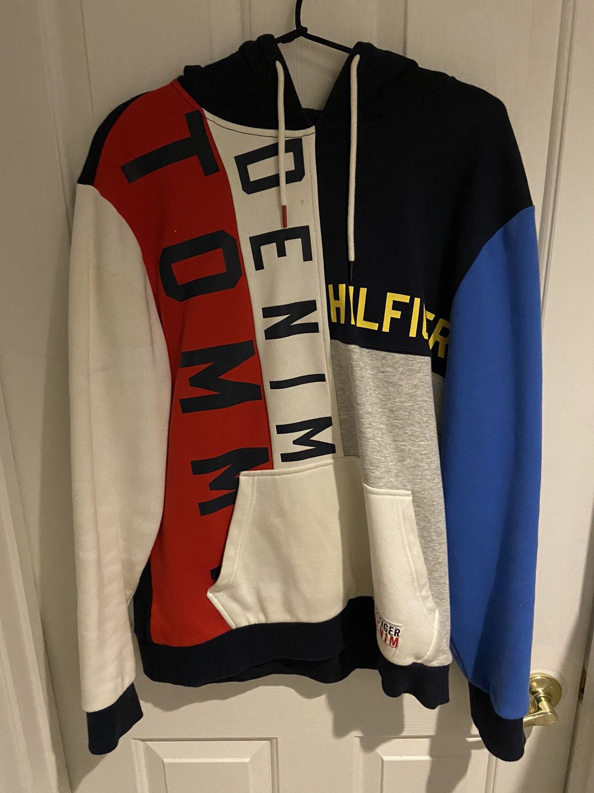 Designer × Tommy Hilfiger × Vintage Blocks big letters vintage Size US L / EU 52-54 / 3 - 1 Thumbnail