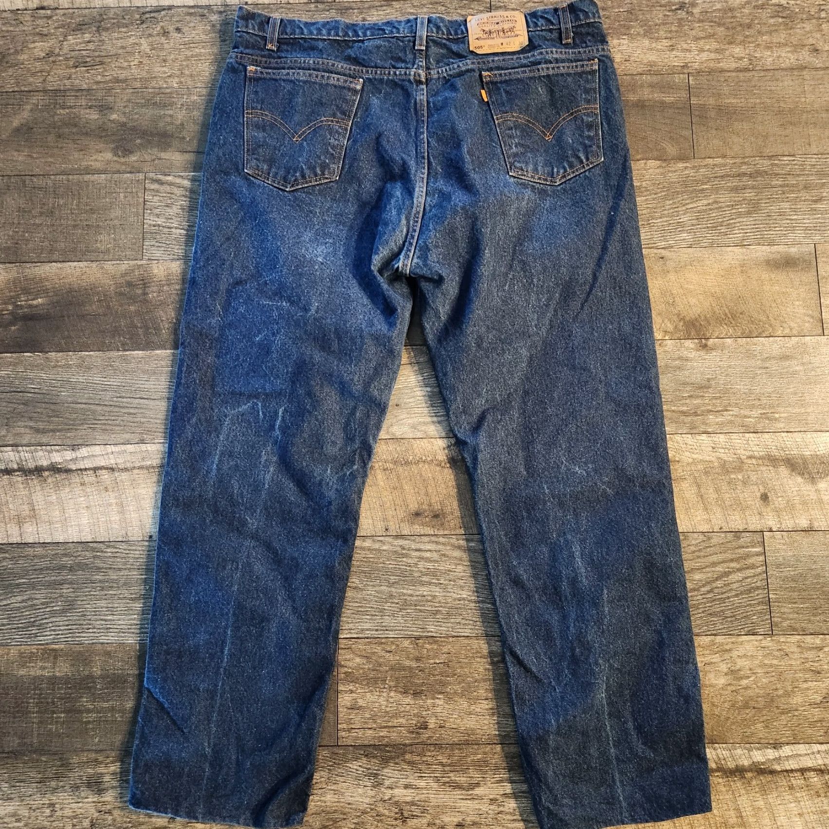 Levi's VINTAGE Levis 505 Orange Tab Jeans Regular 42x30 Denim Blue Mens 90s Straight Belt Pockets Comfortable Regular Fit Denim Blue Mens Jeans 90s Theme Size US 42 / EU 58 - 6 Thumbnail