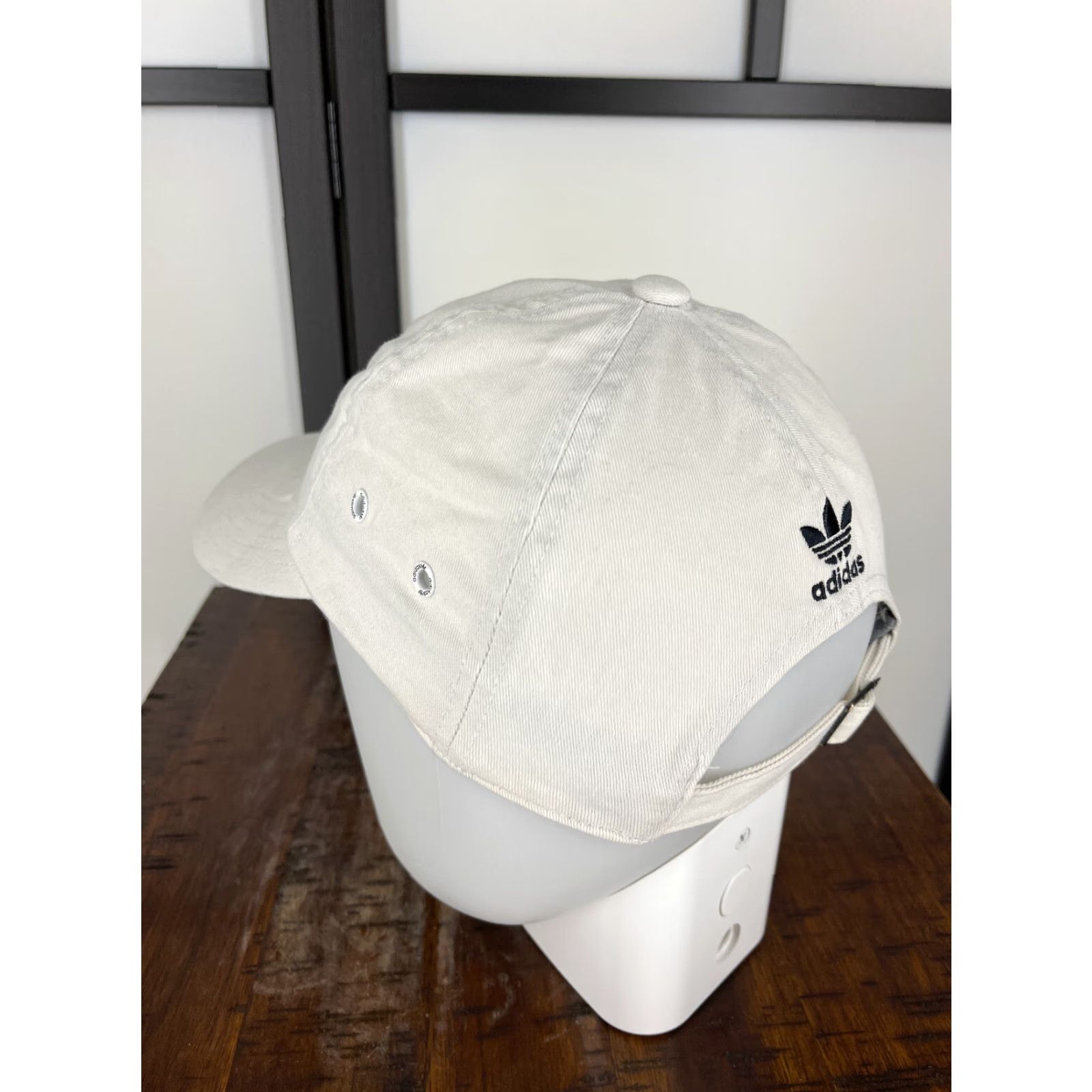 Adidas adidas Hat Cap Strap Back Adult One Size White 100% Cotton Embroidered Trefoil Shirt Baseball Cap Unisex Adults Mens Womens Boys Girls Size ONE SIZE - 5 Thumbnail
