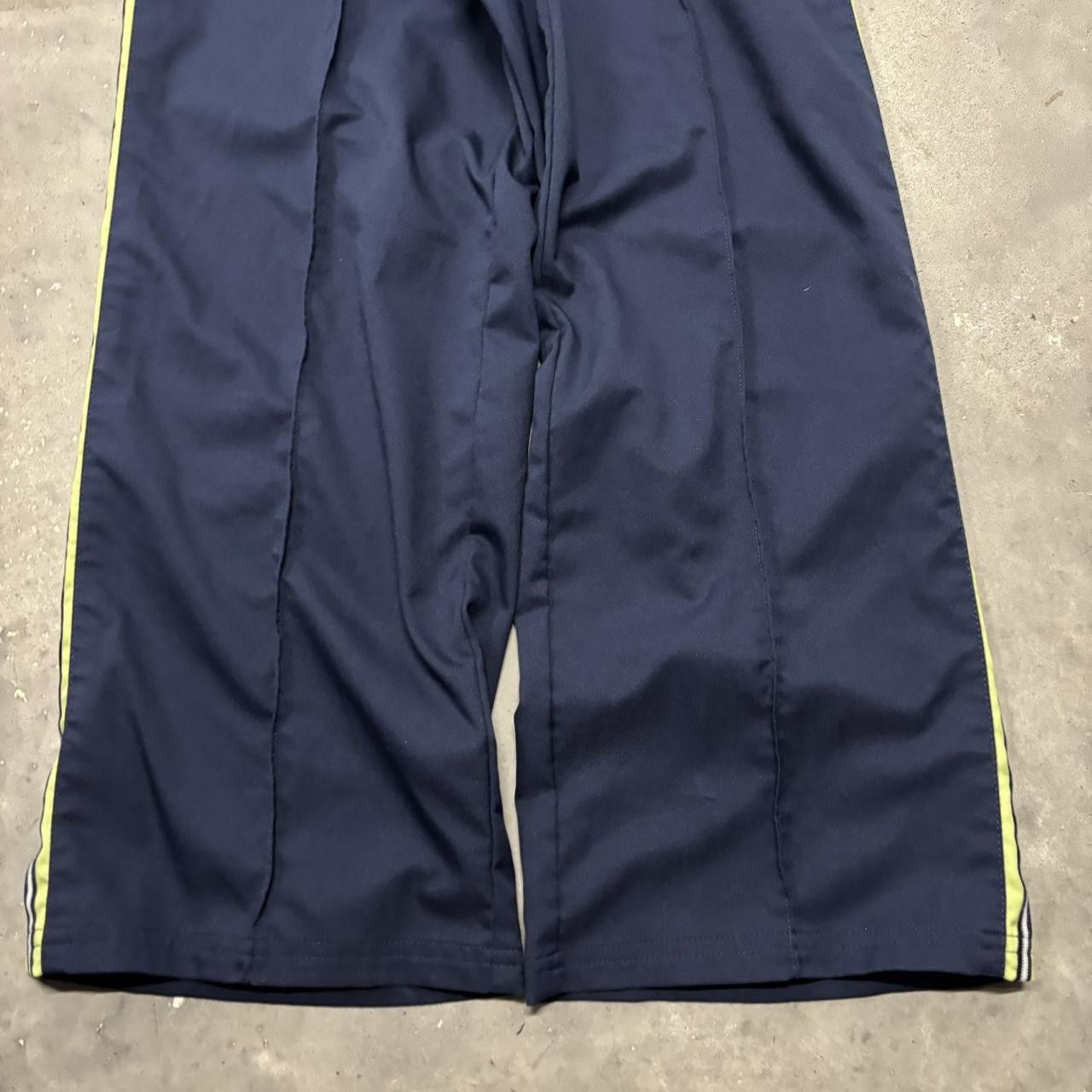 Japanese Brand × Vintage Crazy Vintage Y2K/2000s Navy Blue Green Striped Streetwear Essential Track Pants! Size US 32 / EU 48 - 4 Thumbnail