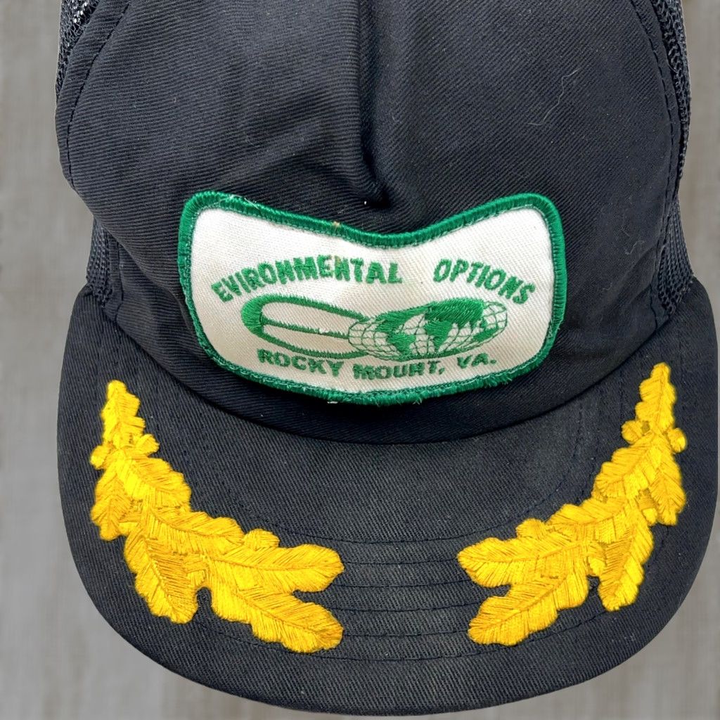 Vintage VINTAGE Trucker Hat Cap SnapBack Patch Farm 80s USA Global Environmental Leaf Hat Mens Black Cotton Twill Adjustable One Size Size ONE SIZE - 1 Thumbnail