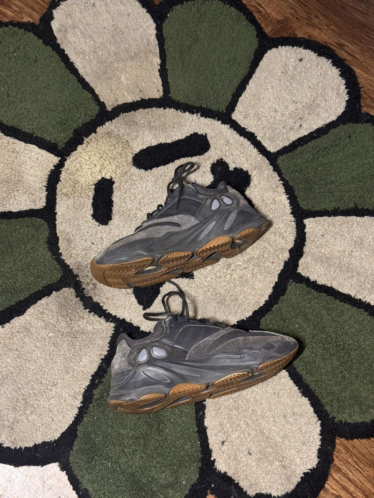Yeezy Yeezy Boost 700 “Utility Black” Size US 10 / EU 43 - 2 Thumbnail