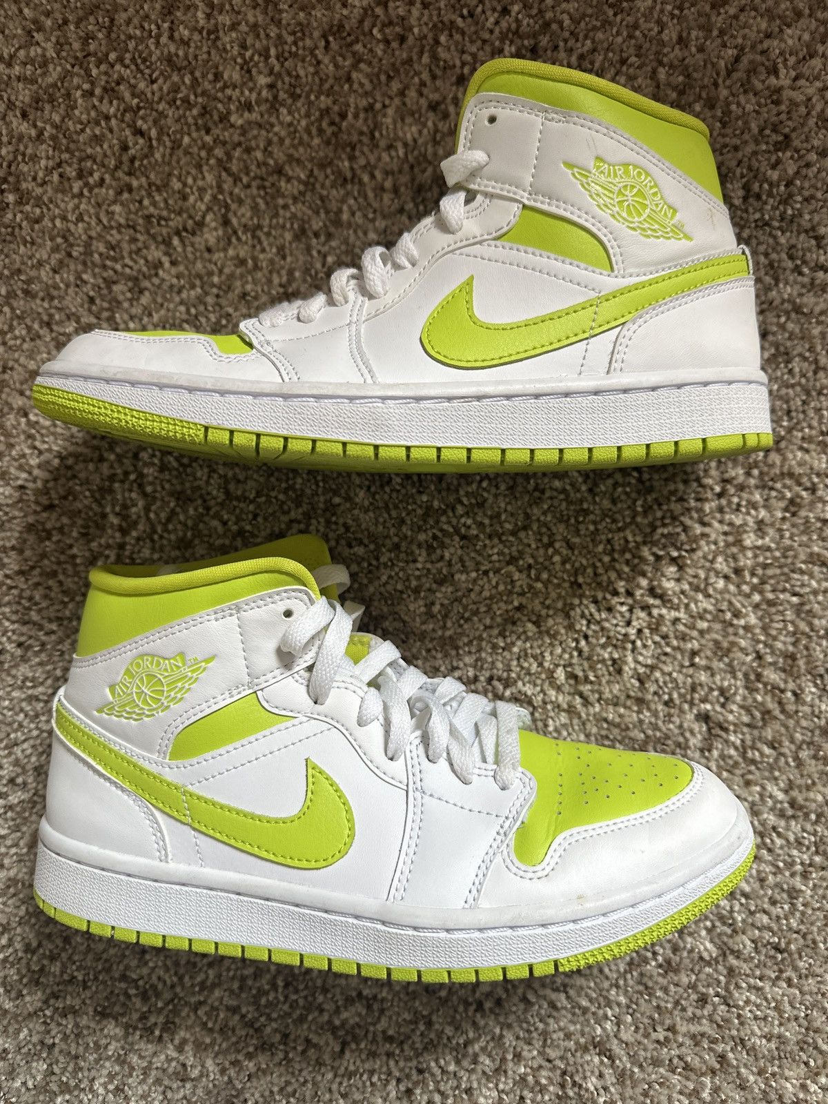 Nike Air Jordan 1 Mid “White Lime”, Size 7W-5.5M Size US 7 / IT 37 - 1 Thumbnail