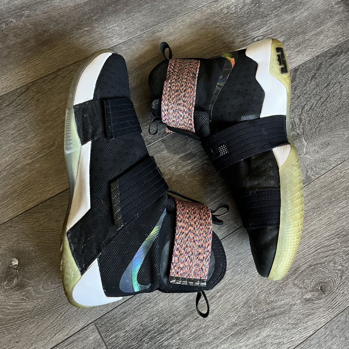 Nike Nike LeBron Soldier 10 Iridescent Zoom Basketball Shoes High Size US 12 / EU 45 - 3 Thumbnail