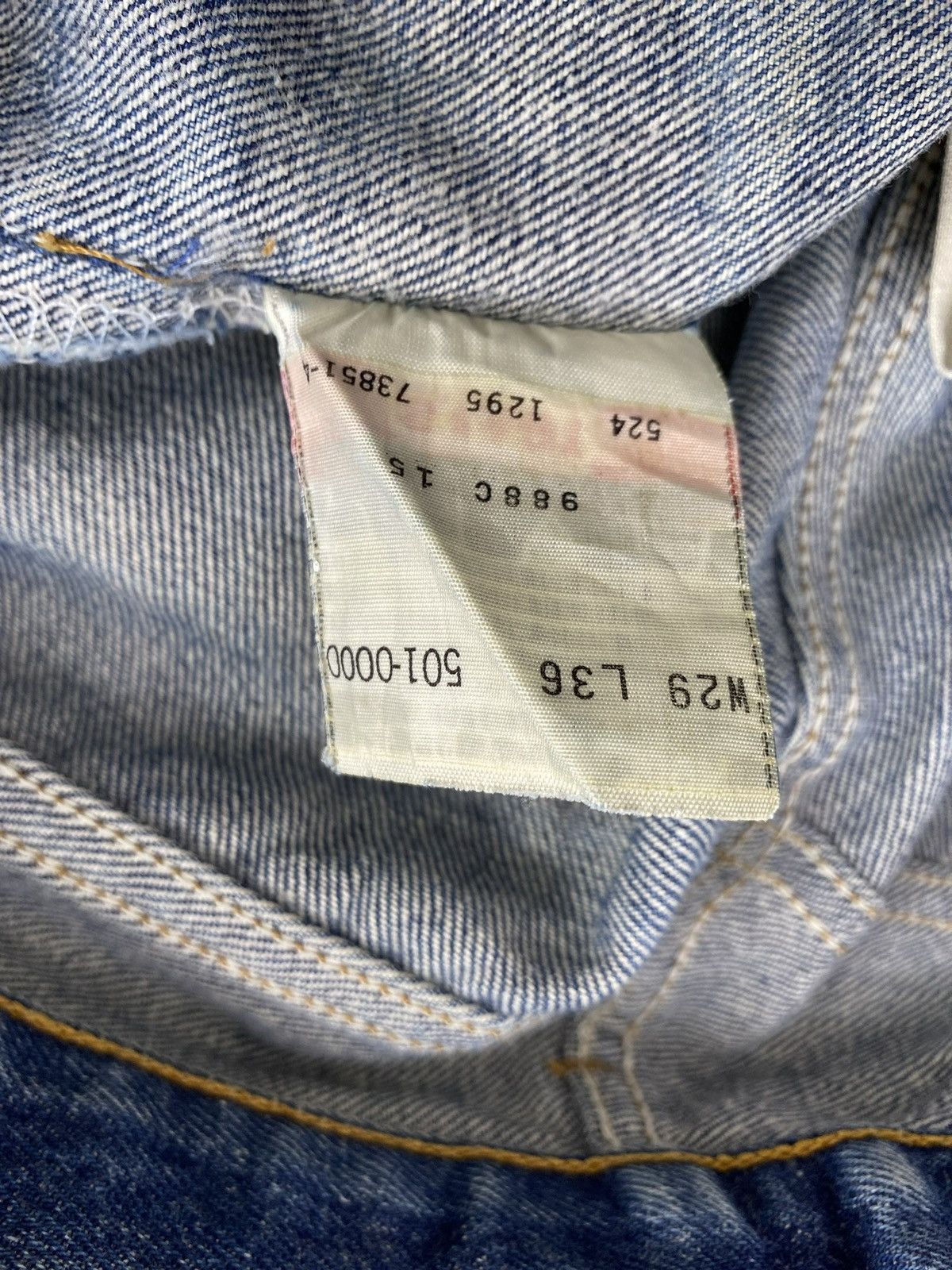 Levi's Vintage Clothing 🇺🇸1990s Vintage Levis 501XX 29x36 Distressed Faded Blue Jeans Size US 29 - 12 Thumbnail