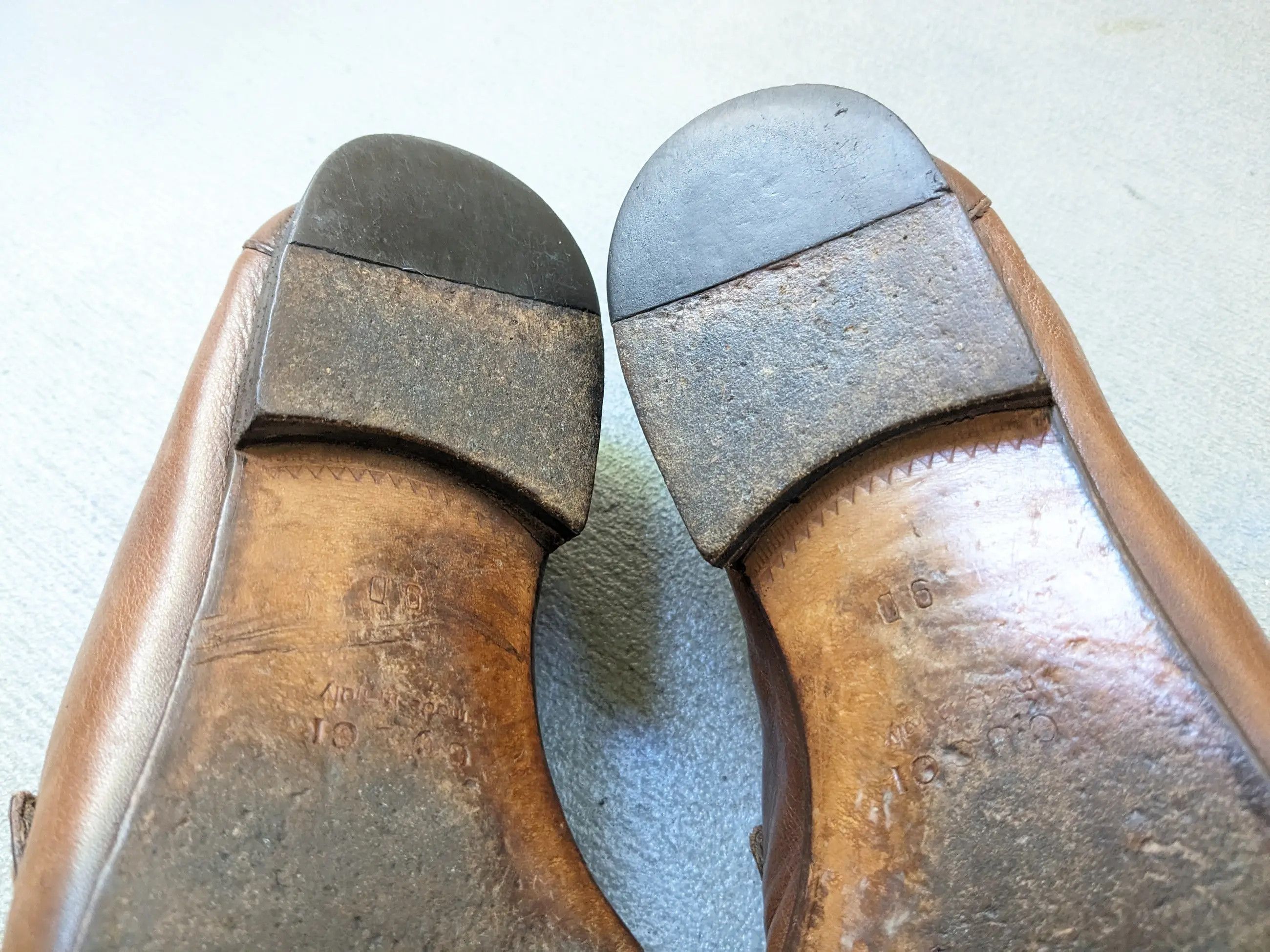 Gucci Gucci Loafers Brown 9 D Slip Ons Buckle GG Tom Ford Size US 9 / EU 42 - 19 Thumbnail