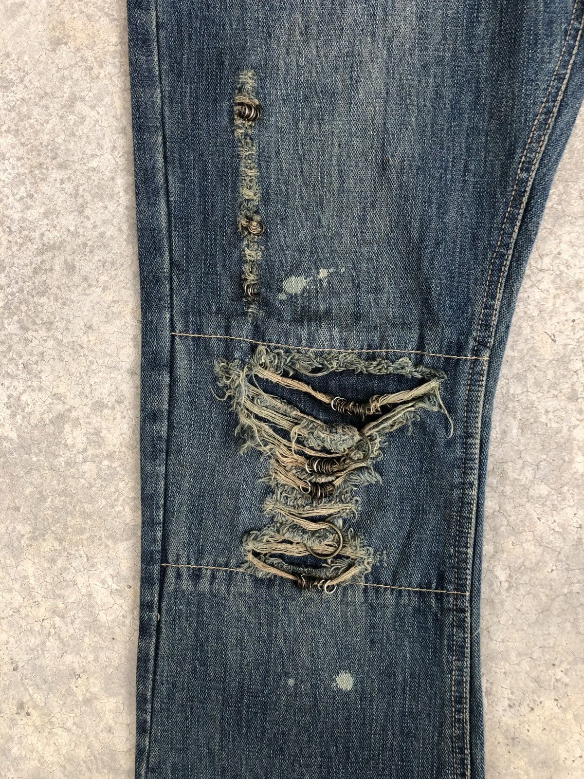Who Decides War Gumu Flared Bootcut Jeans Distressed Jeans Size US 31 - 14 Thumbnail