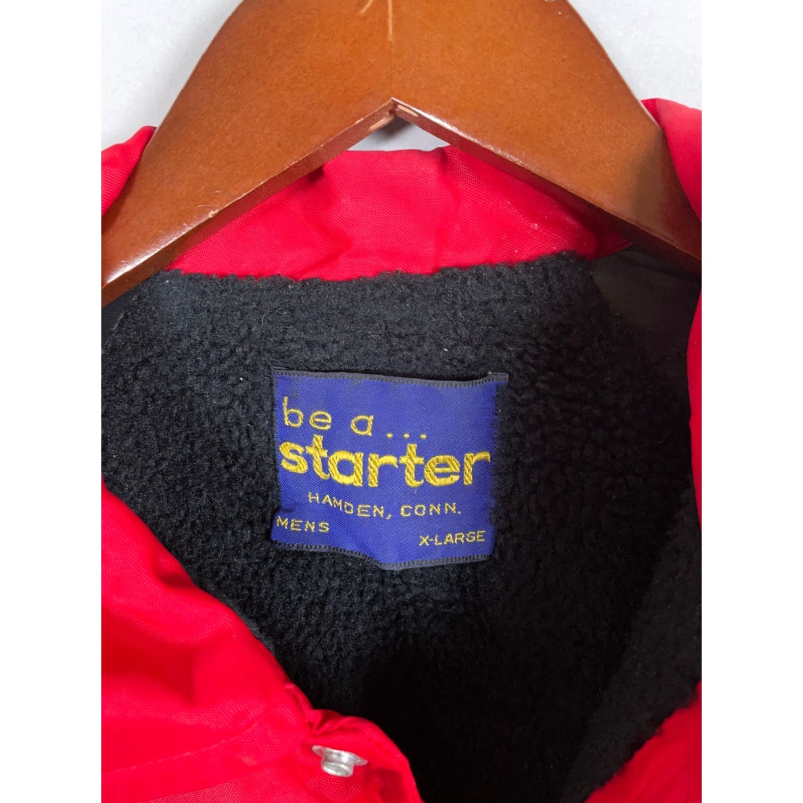 Starter VINTAGE Starter Bomber Jacket Adult XL Red Nylon Sherpa Lined 70s Mens Size US XL / EU 56 / 4 - 3 Thumbnail