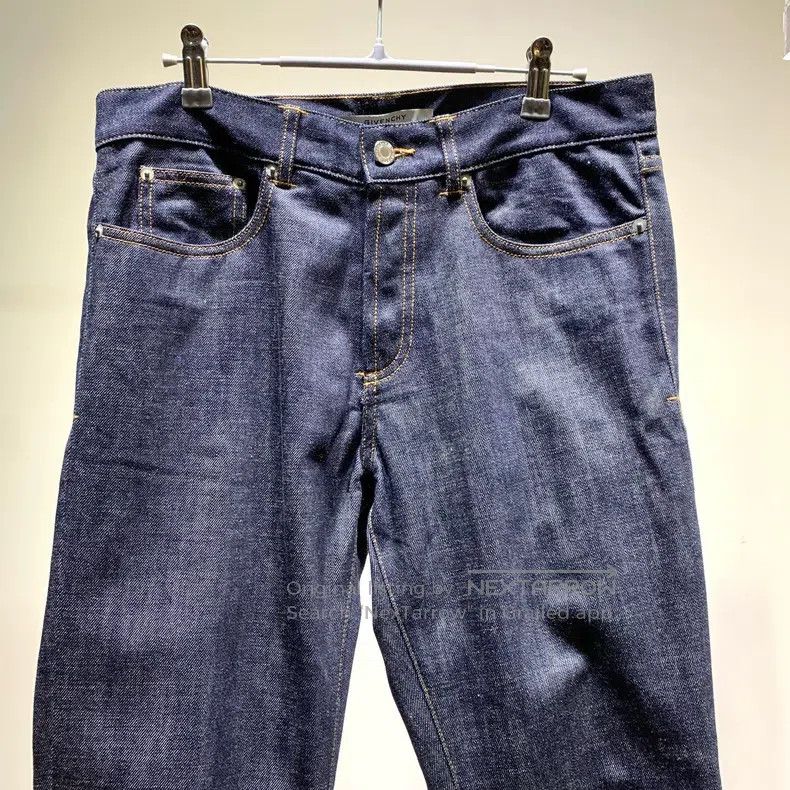 Givenchy Givenchy Straight Leg Embroidered Casual Denim Trousers Size US 30 / EU 46 - 3 Thumbnail