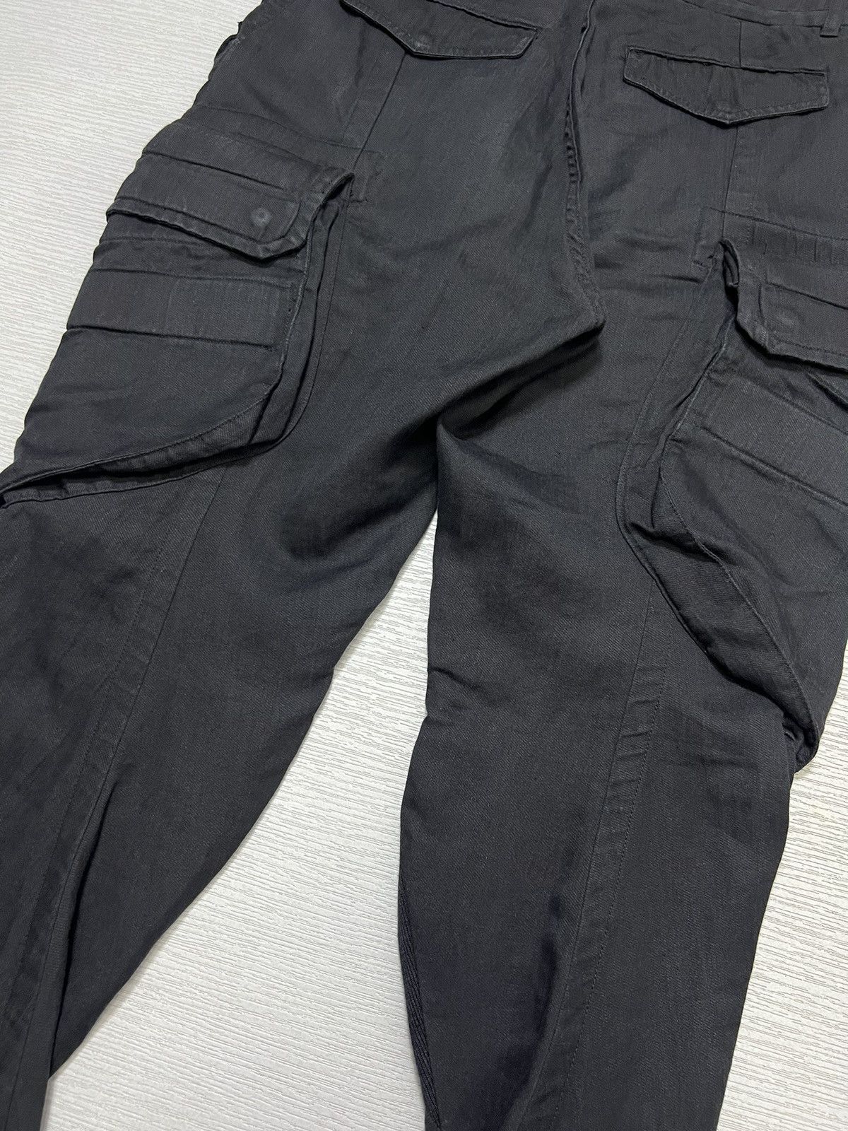 Julius Julius_7 - S/S 13’ - “Vandalism” Gasmask Cargo Pants Size US 30 / EU 46 - 10 Thumbnail