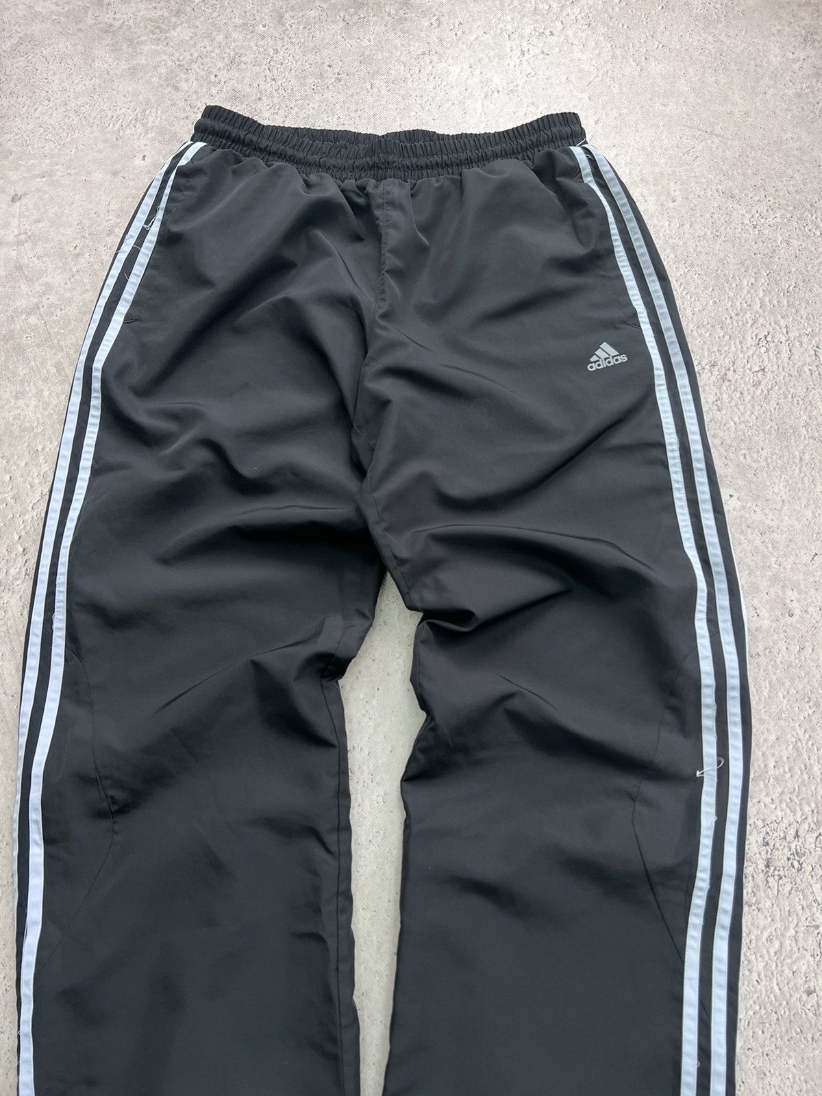 Adidas × Vintage Vintage Y2K Baggy Adidas Track drill Pants Size US 32 / EU 48 - 4 Thumbnail