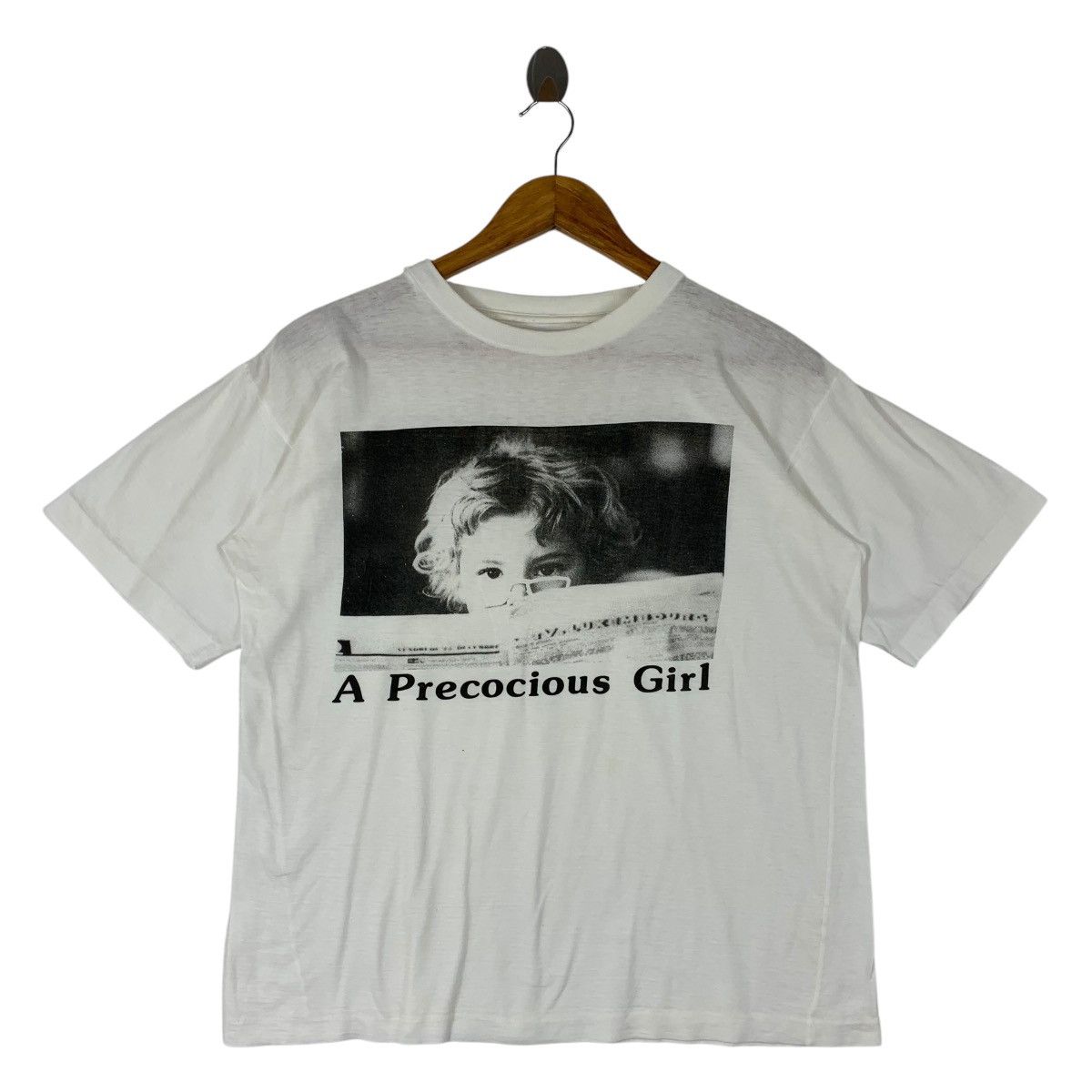 Vintage Vintage 90s A PRECOCIOUS GIRL photo tee Size US M / EU 48-50 / 2 - 1 Thumbnail