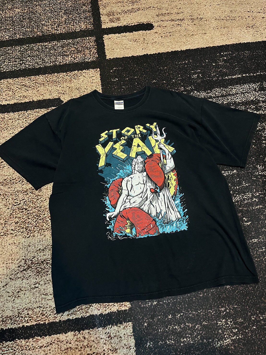 Gildan STORY OF THE YEAR Size US XL / EU 56 / 4 - 1 Thumbnail