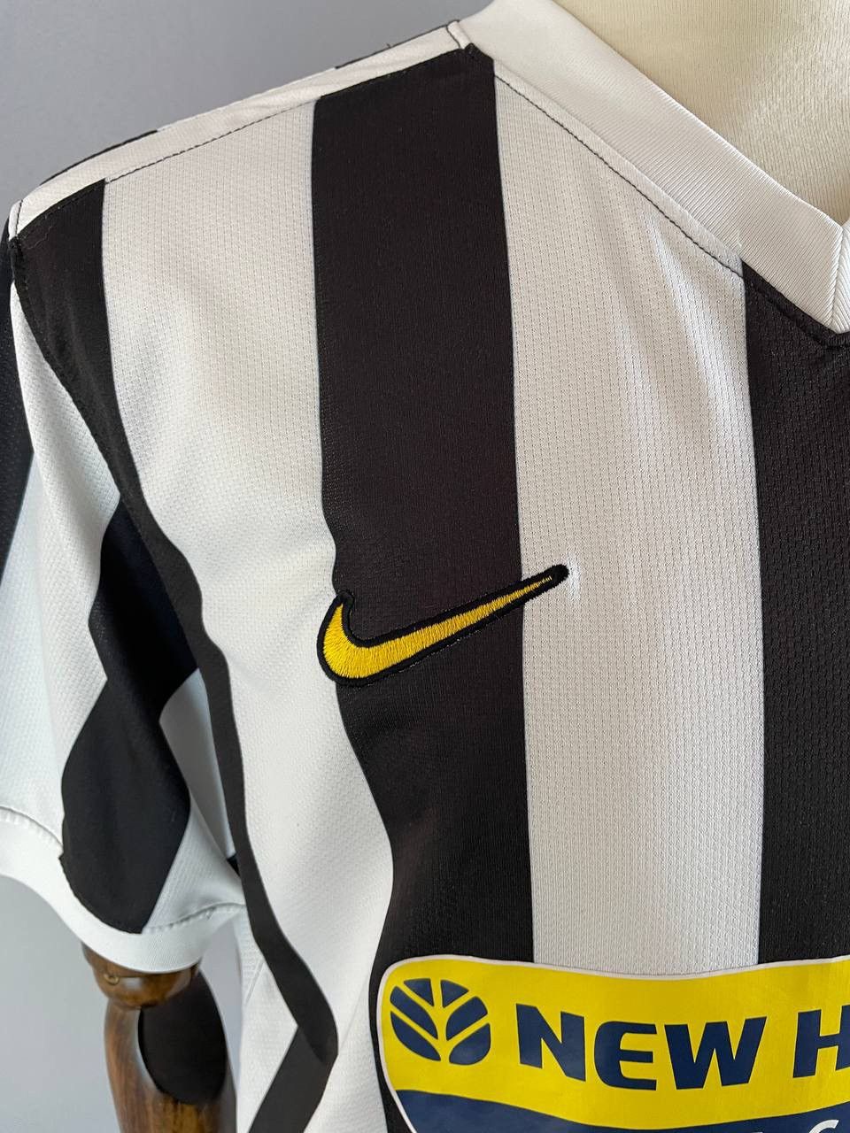 Nike Nike Tee T Shirt Soccer Jersey Juventus AMAURI 11 Vintage Size US XL / EU 56 / 4 - 5 Thumbnail