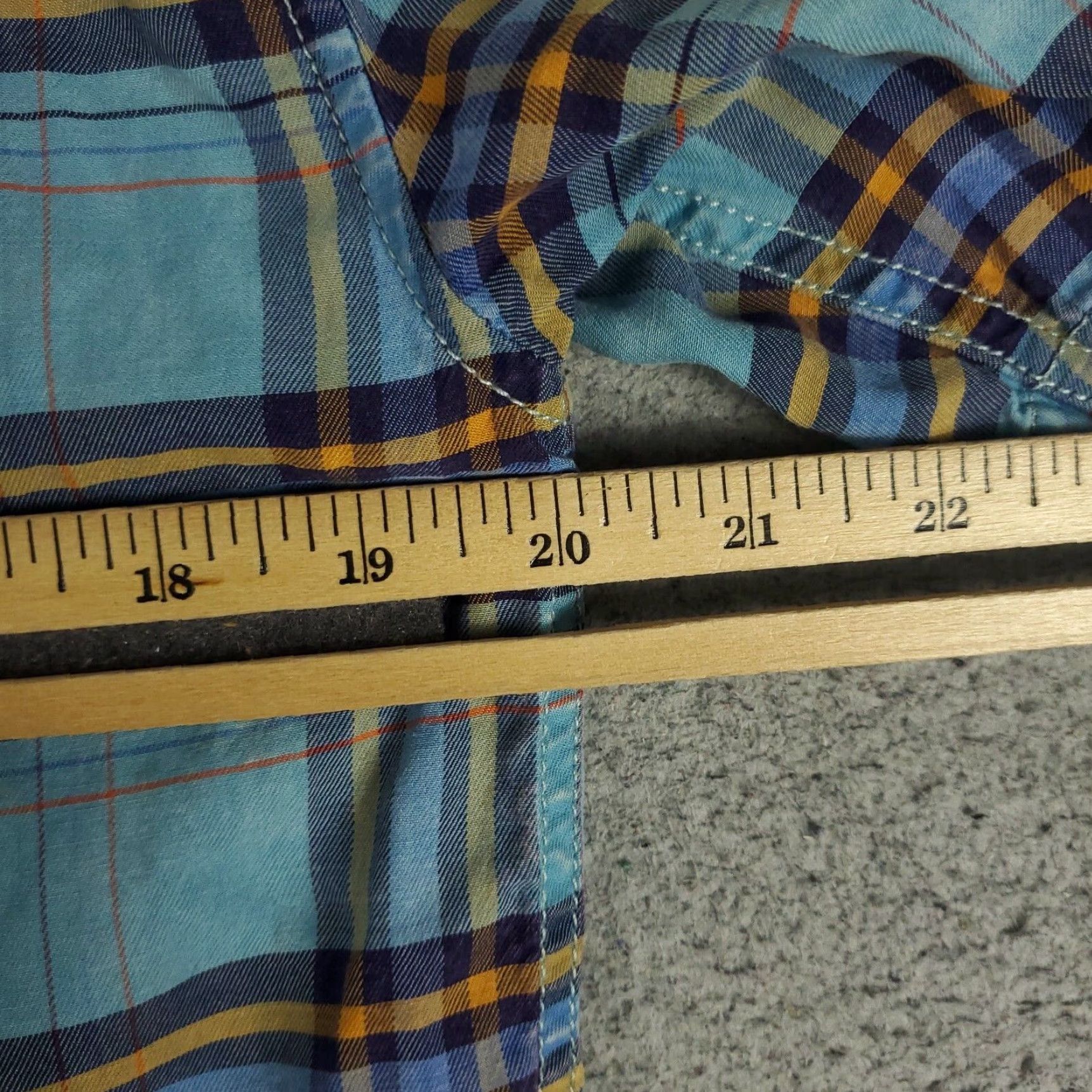 Tommy Bahama Tommy Bahama Shirt Mens Small Blue Plaid Cotton Blend Button-Up Short Sleeve Shirt - Classic, Aloha, Beachwear, Casual/Workwear Mens S Blue Size US S / EU 44-46 / 1 - 6 Thumbnail