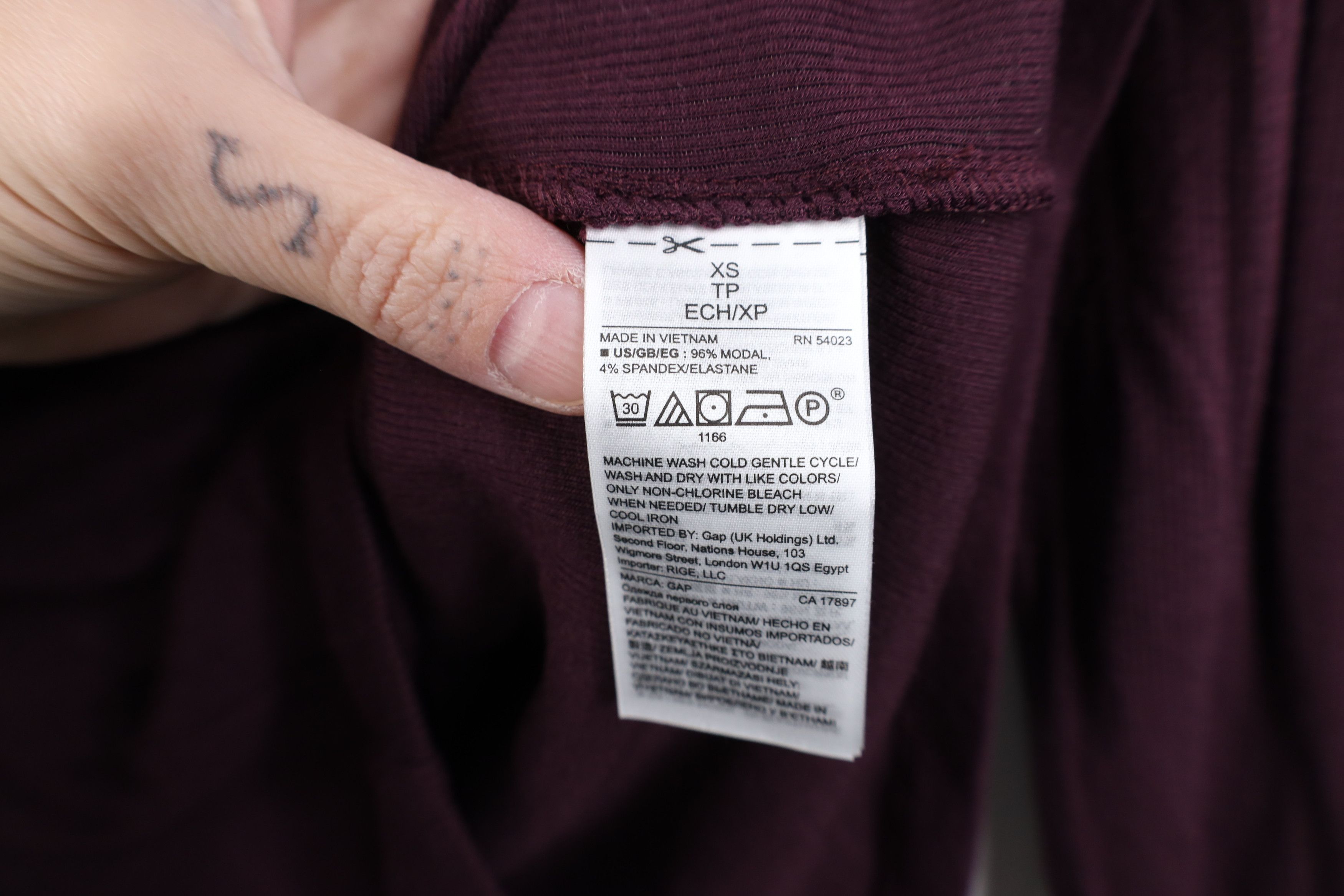Gap Deadstock Vintage Y2K Gap Thermal Ribbed Knit T-Shirt Size XS / US 0-2 / IT 36-38 - 9 Thumbnail