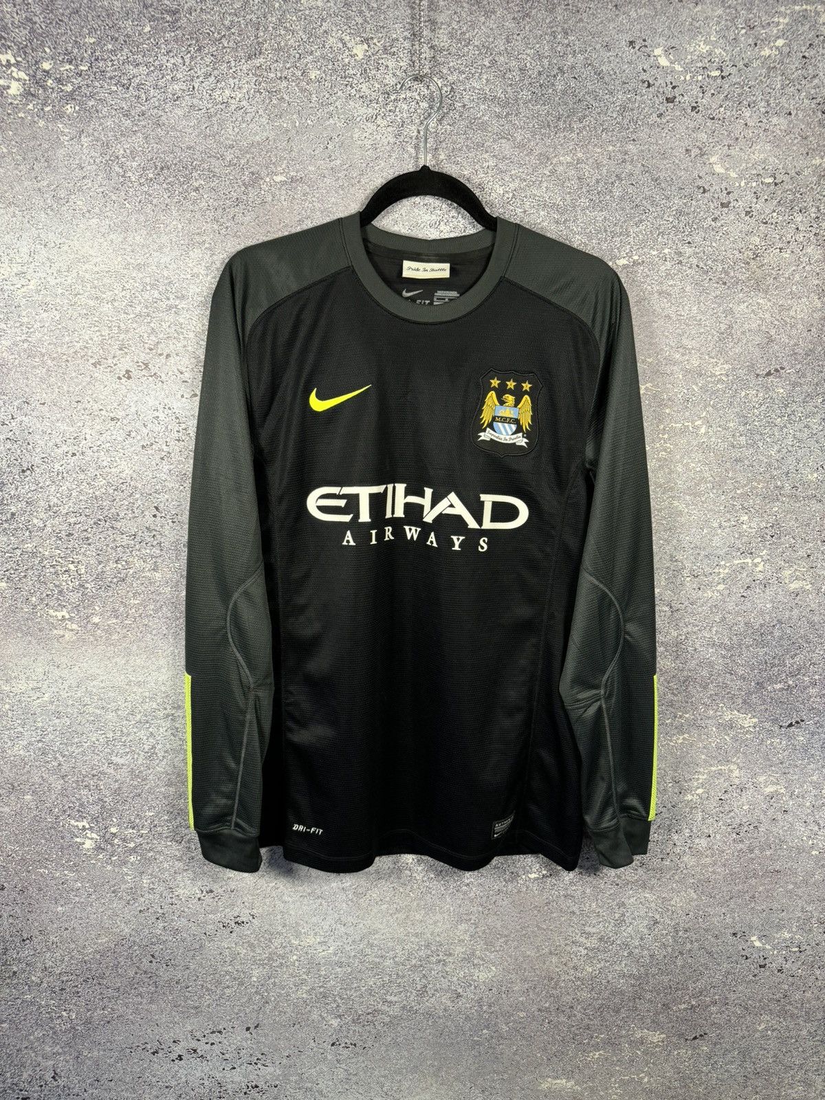 Nike × Vintage Vintage Manchester City 2013/14 GK Nike Soccer Jersey M sz Size US M / EU 48-50 / 2 - 1 Thumbnail
