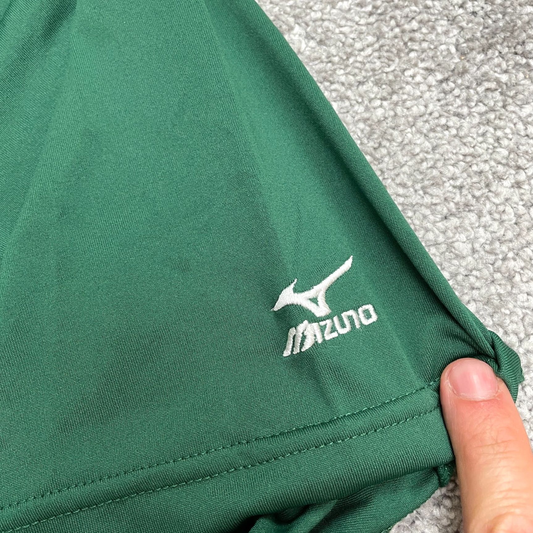 Mizuno Mizuno DryLite Baseball Shirt Mens Small Green Mock Pullover Short Sleeve Lightweight Breathable Easy Care Regular Fit NWT Size US S / EU 44-46 / 1 - 5 Thumbnail