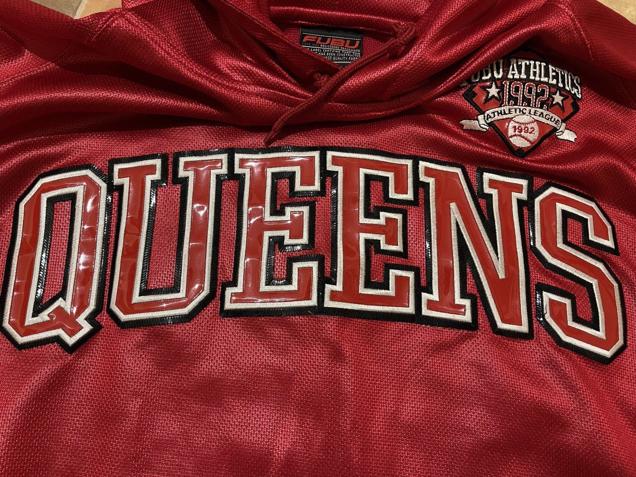 Fubu FUBU hoodie, QUEENS t-shirt, New York jersey City Series XXL Size US XXL / EU 58 / 5 - 5 Thumbnail